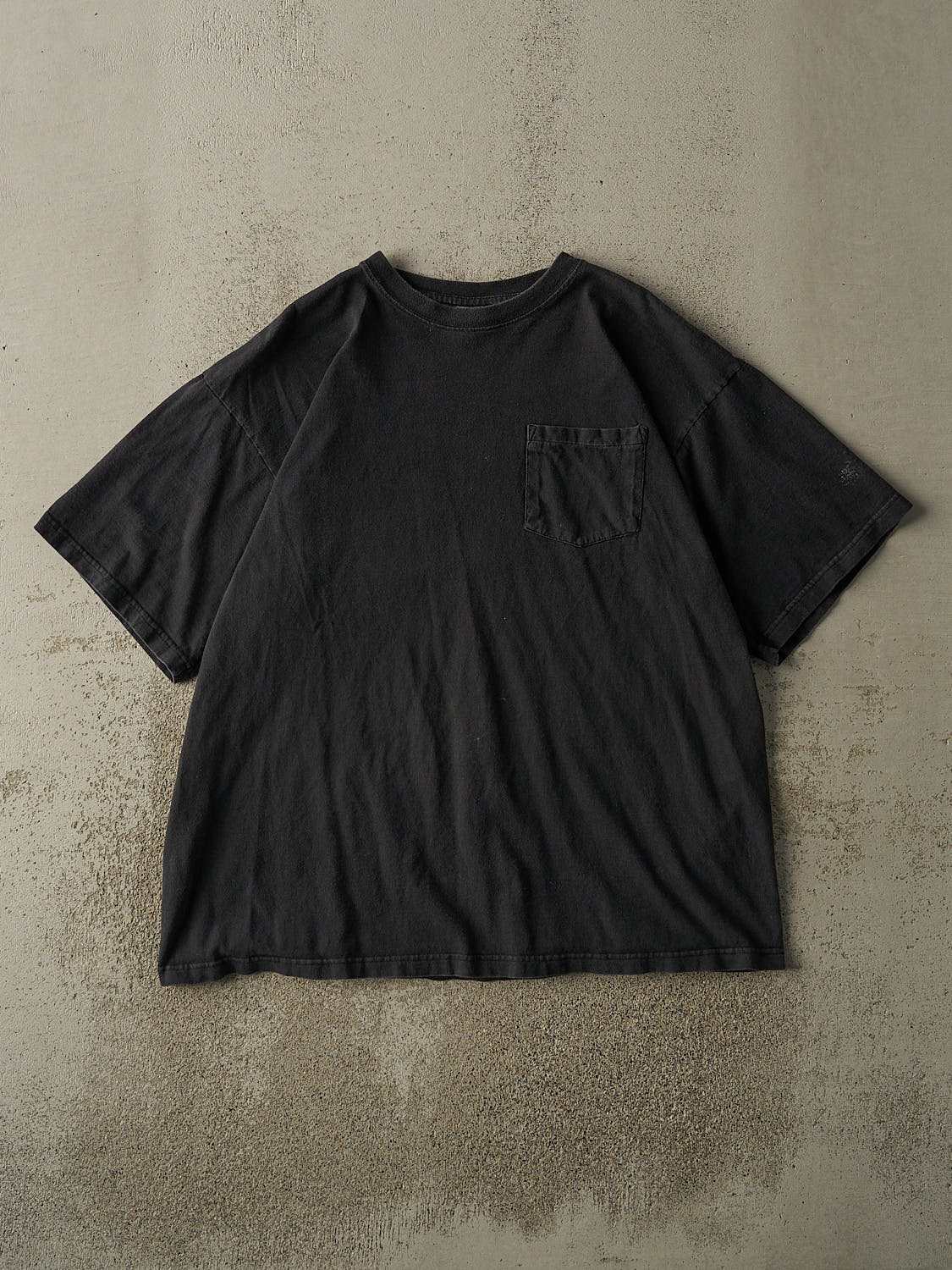 Vintage 90s Black Blank Pocket Tee (L/XL)