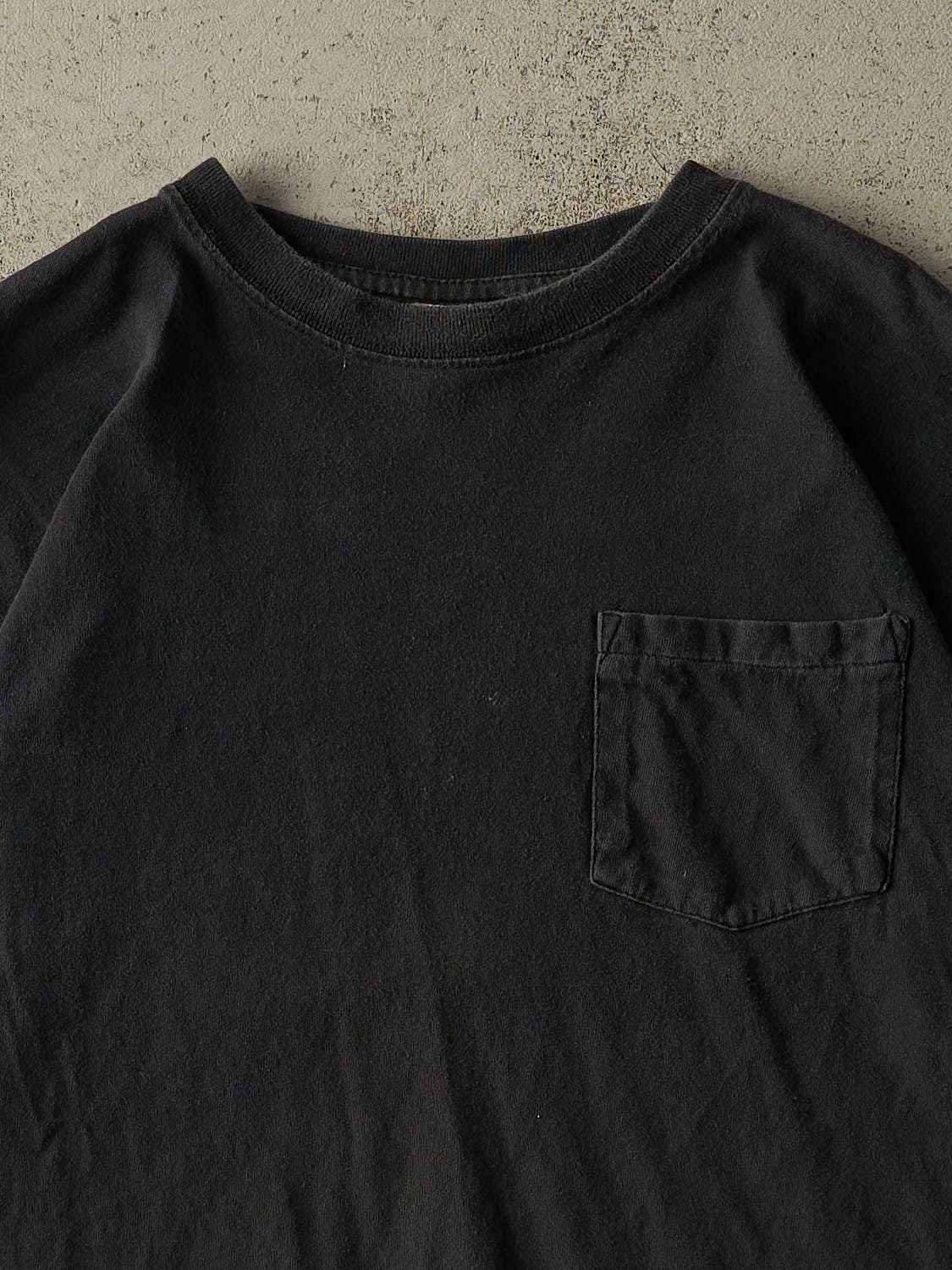 Vintage 90s Black Blank Pocket Tee (L/XL)