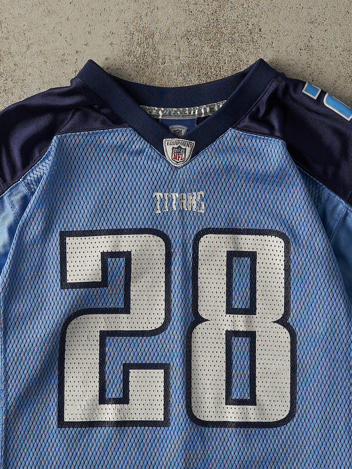 Vintage Y2K Blue Tennessee Titans #28 Chris Johnson Cropped