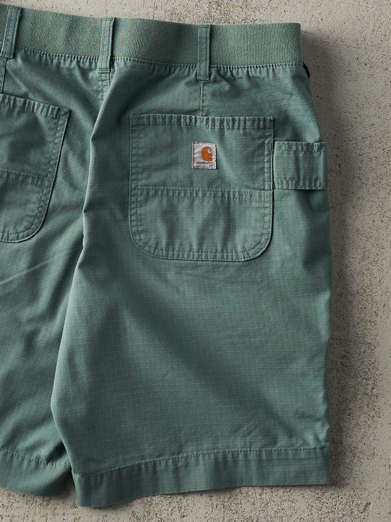 Vintage Y2K Green Carhartt Ripstop Shorts (33x9.5)