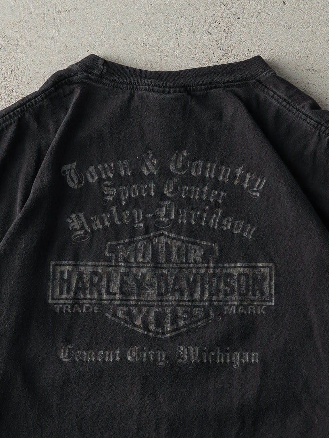 Vintage 08' Black Cement City Michigan Harley Davidson Tee (L)