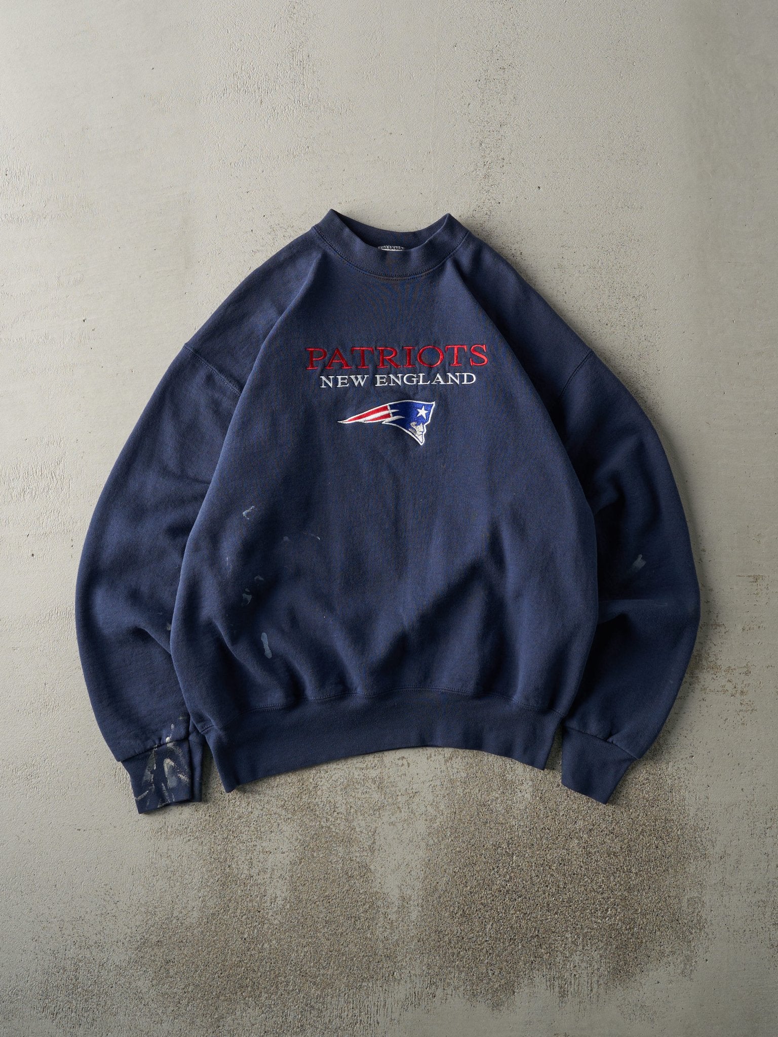 Vintage 90s Navy Blue New England Patriots Crewneck (L)