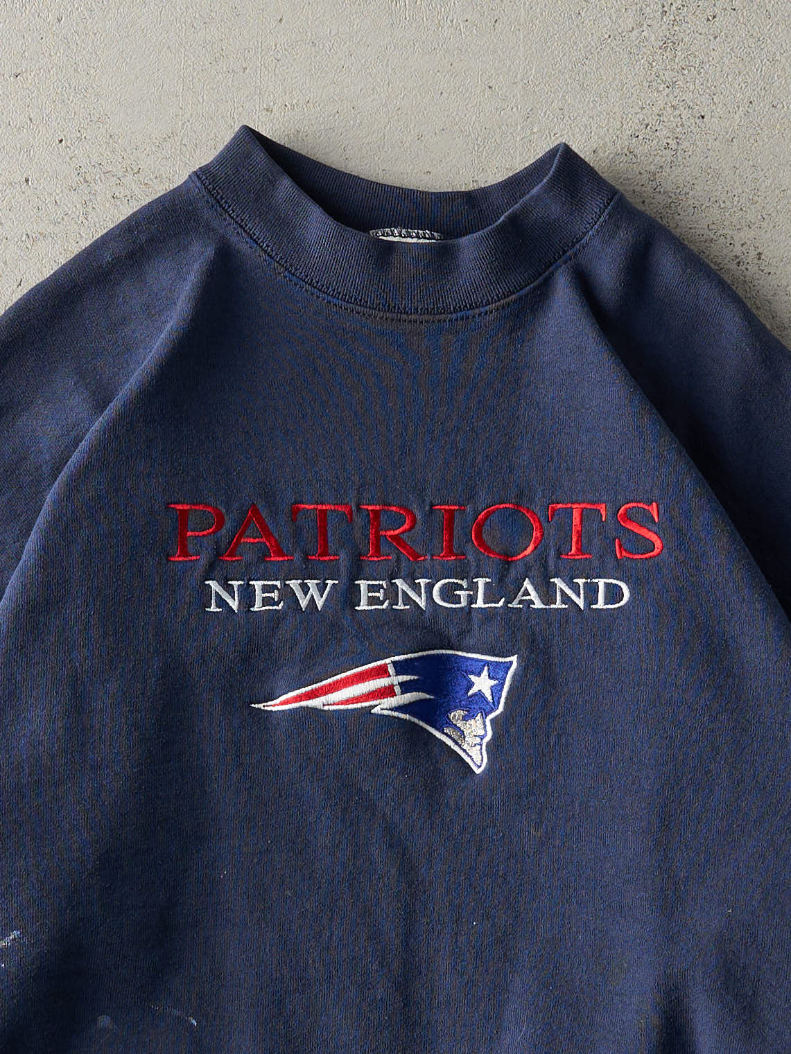 Vintage 90s Navy Blue New England Patriots Crewneck (L)