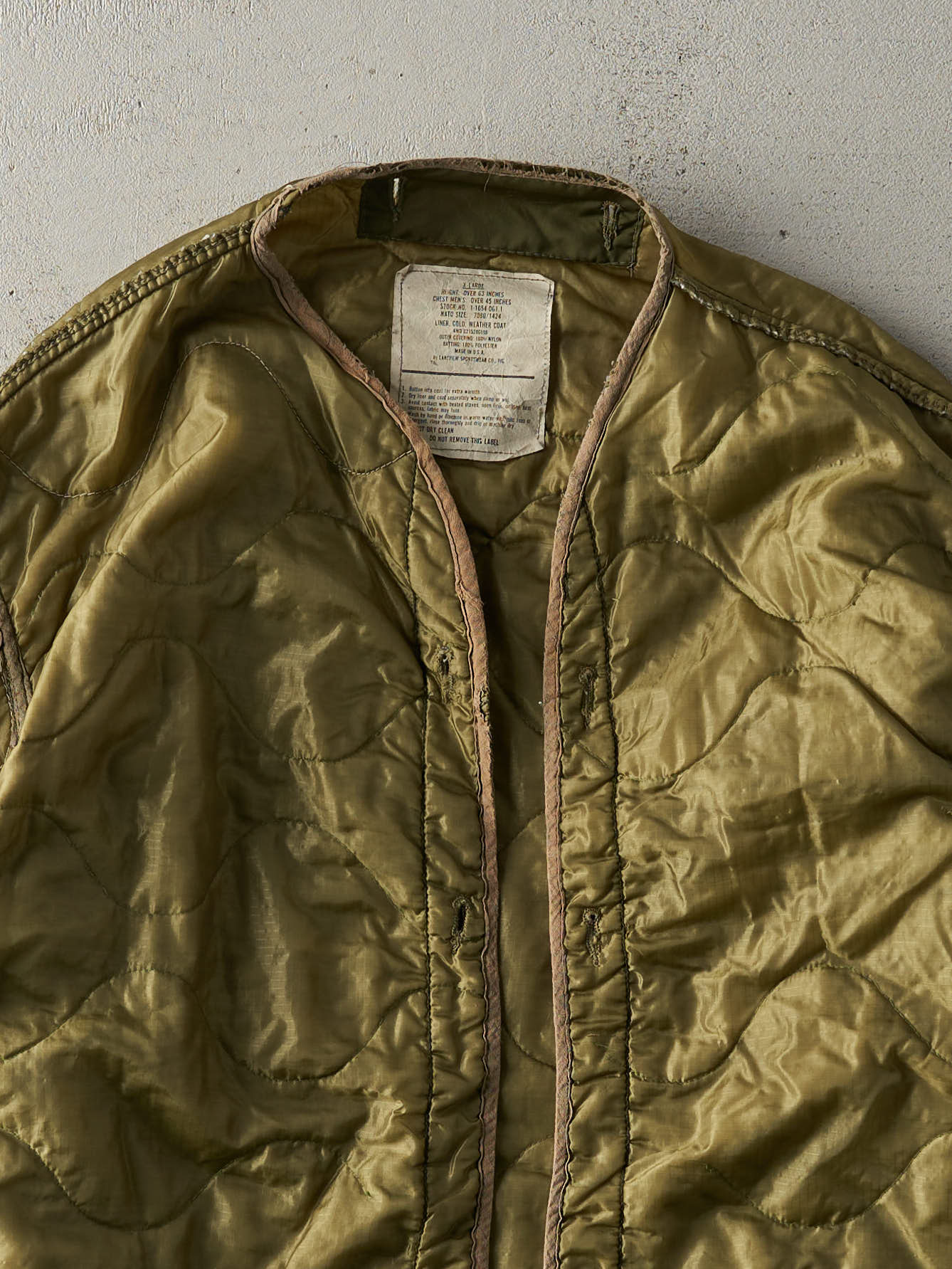 Vintage 90s Olive Green Army Liner Jacket (L)