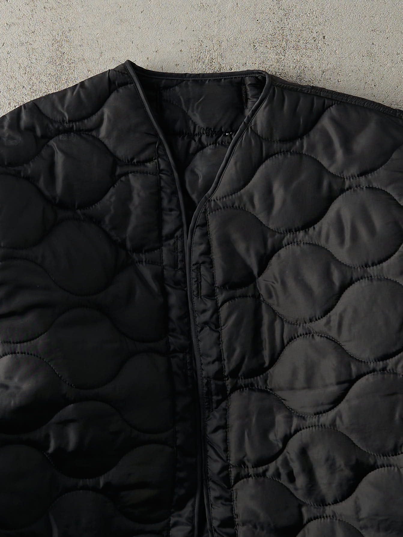 Vintage 90s Black Army Liner Jacket (XL)