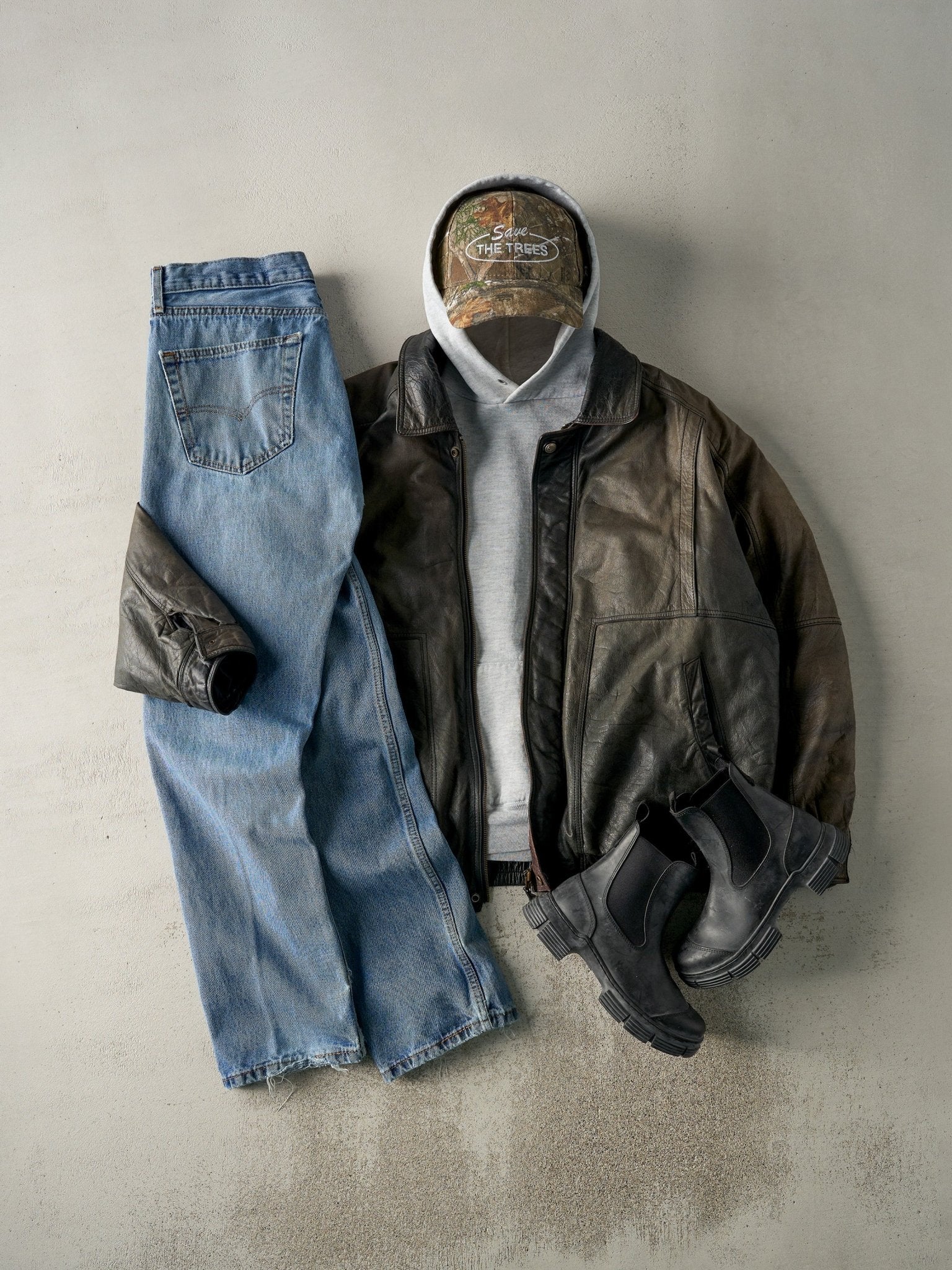 Vintage Y2K Light Wash Levi's 505 Jeans (34x31)