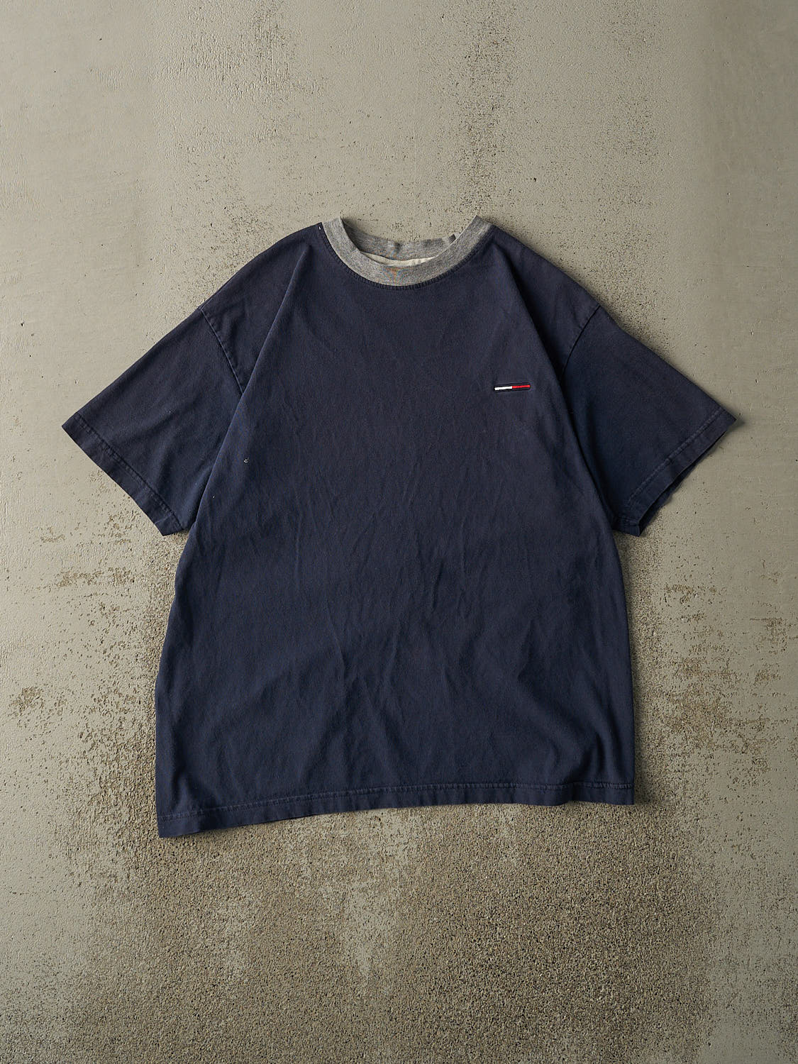 Vintage 90s Navy Blue Tommy Hilfiger Embroidered Tee (M)