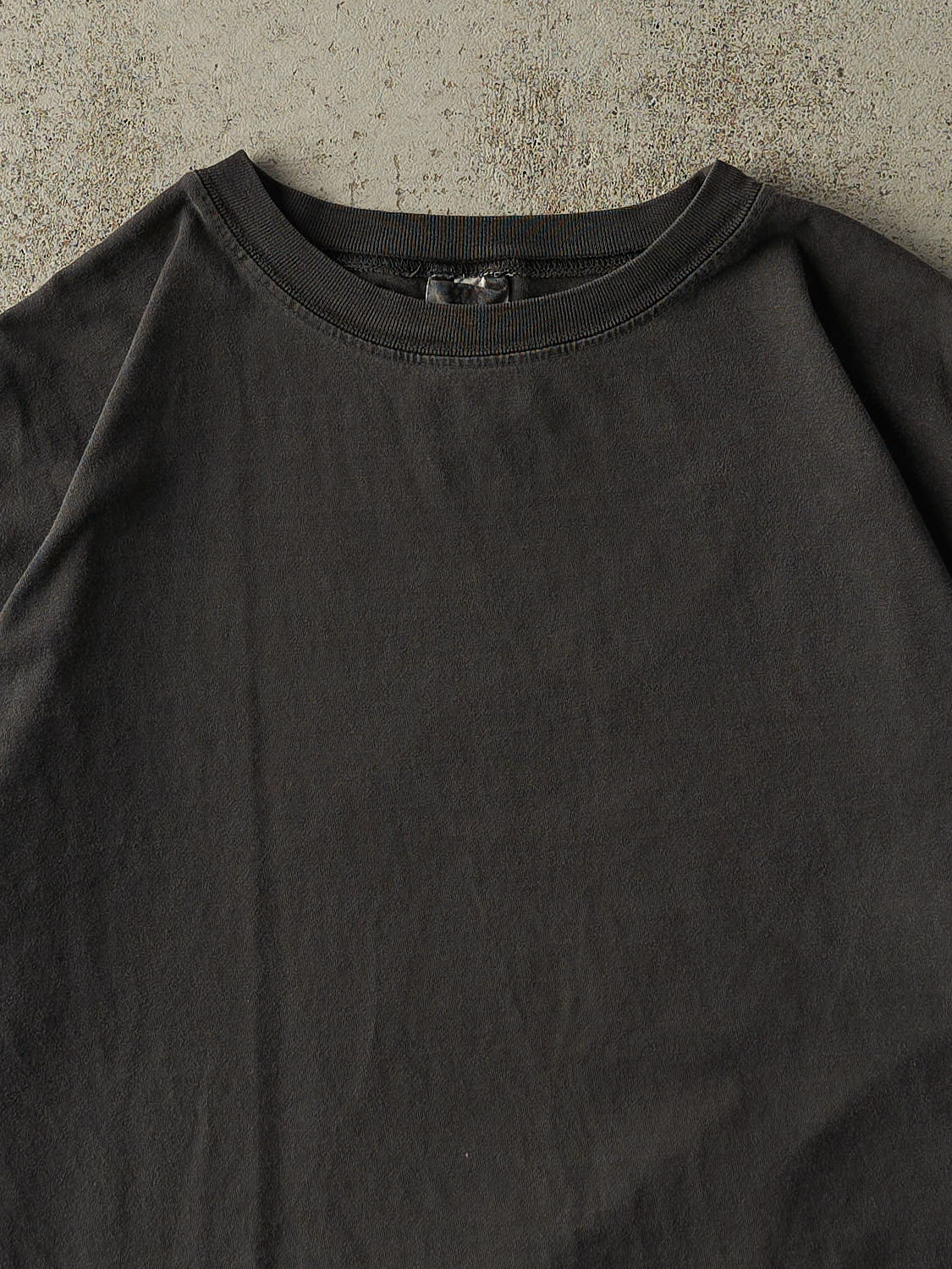Vintage 90s Faded Black Blank Tee (L/XL)