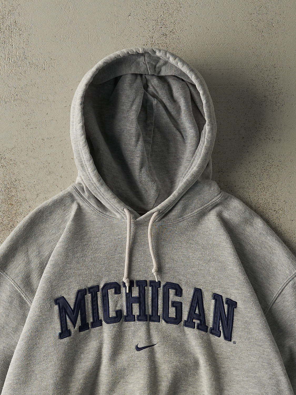 Vintage Y2K Grey University of Michigan Nike Middle Swoosh Hoodie (L/XL)