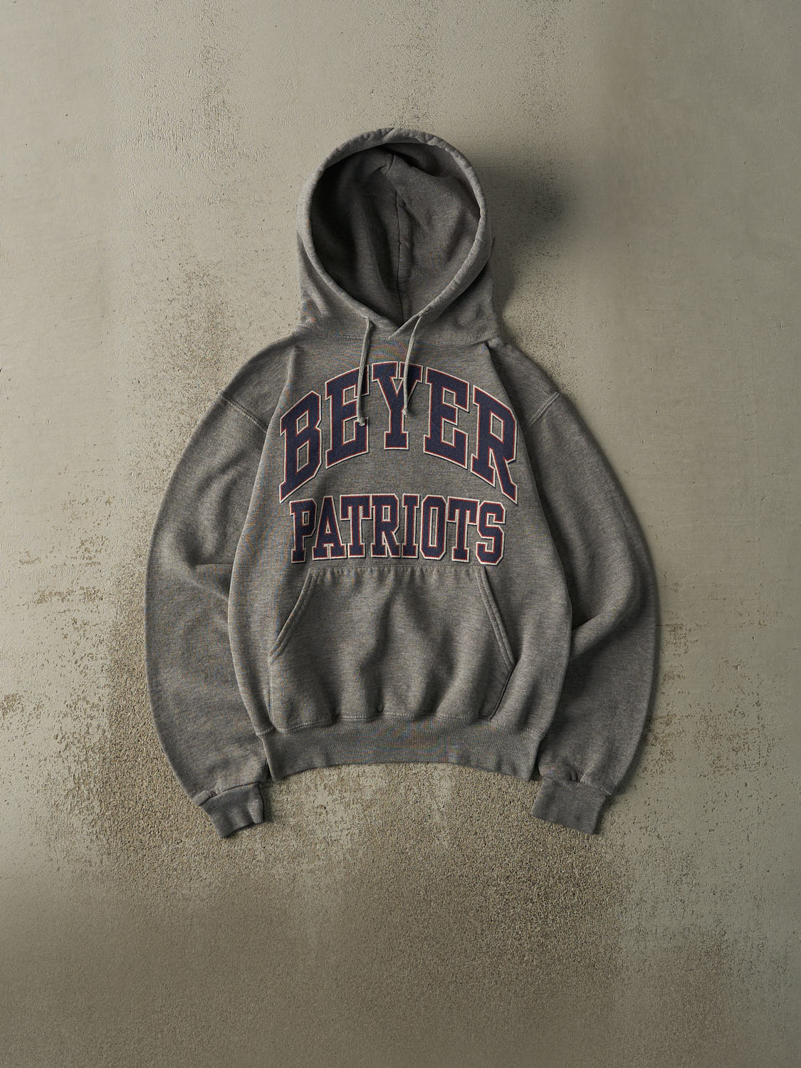 Vintage Y2K Charcoal Grey Beyer Patriots Hoodie (S)
