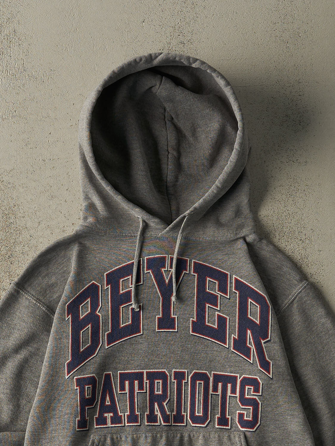 Vintage Y2K Charcoal Grey Beyer Patriots Hoodie (S)