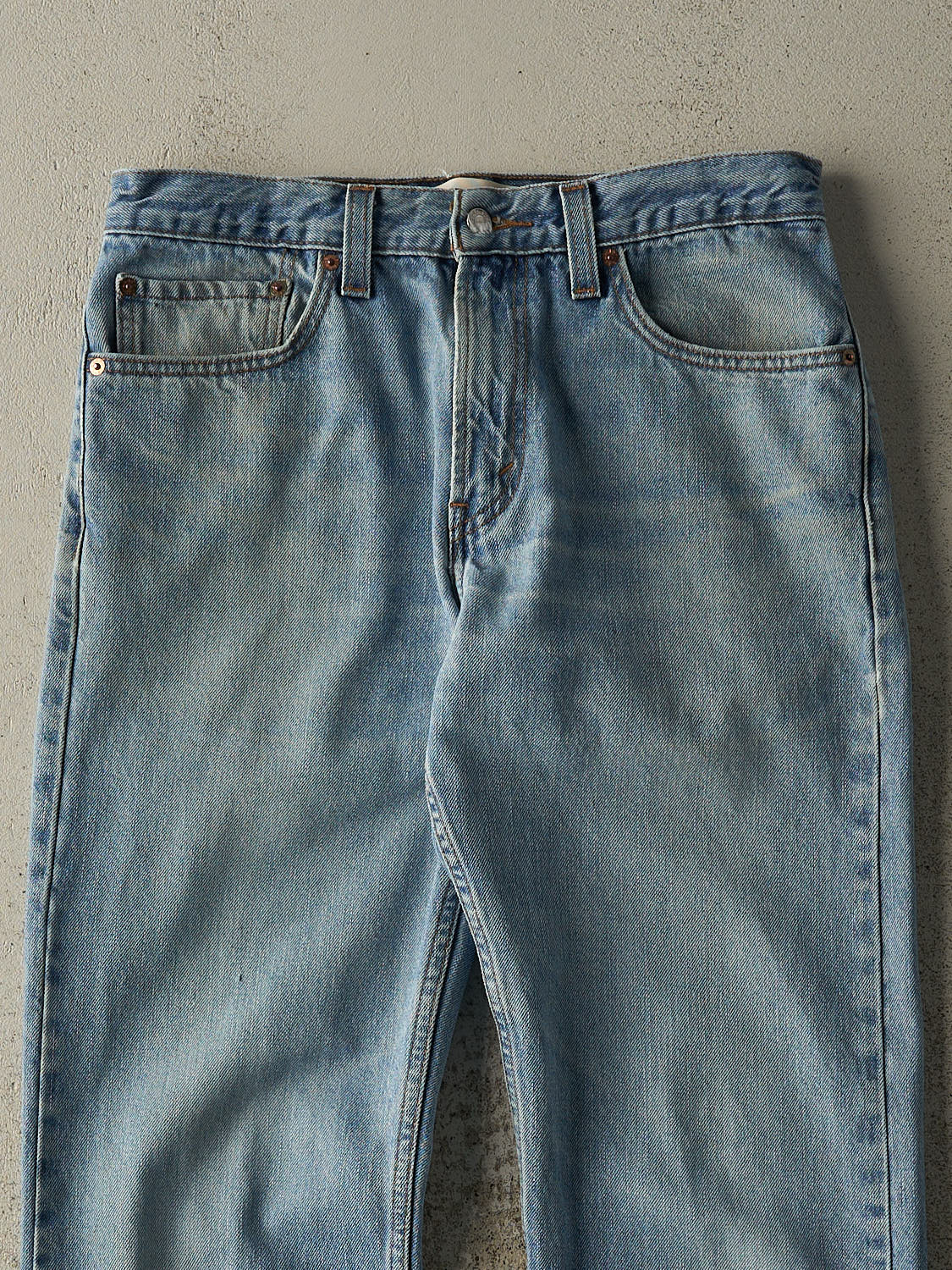 Vintage Y2K Light Wash Levi's 505 Jeans (31.5x31)