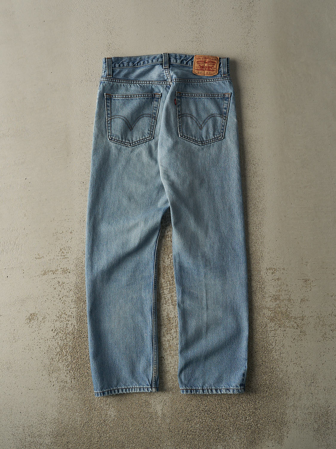 Vintage Y2K Light Wash Levi's 505 Jeans (31.5x31)