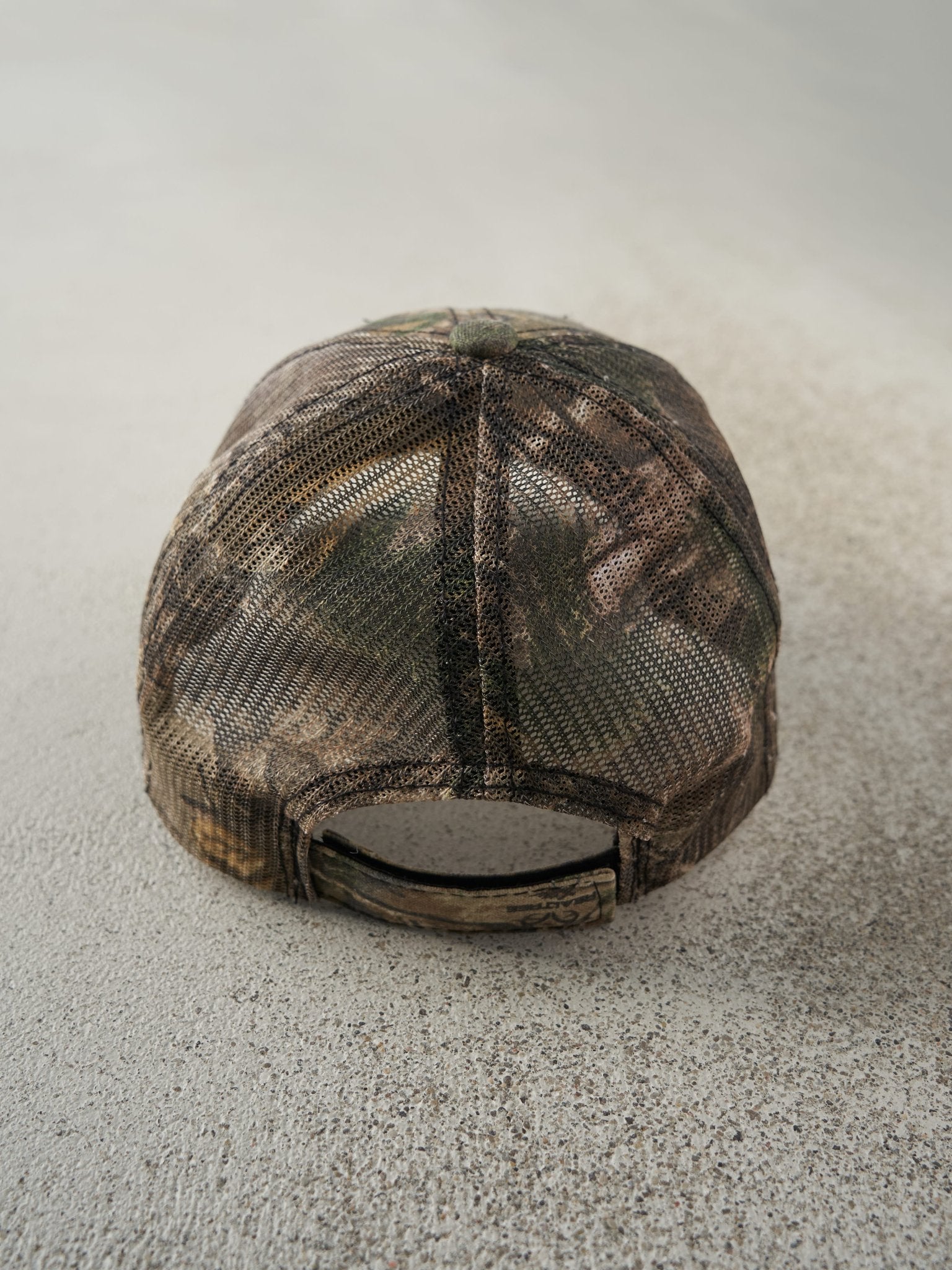 Vintage 90s Camo Cupe 37 Calgary x Realtree Mesh Velcro Hat