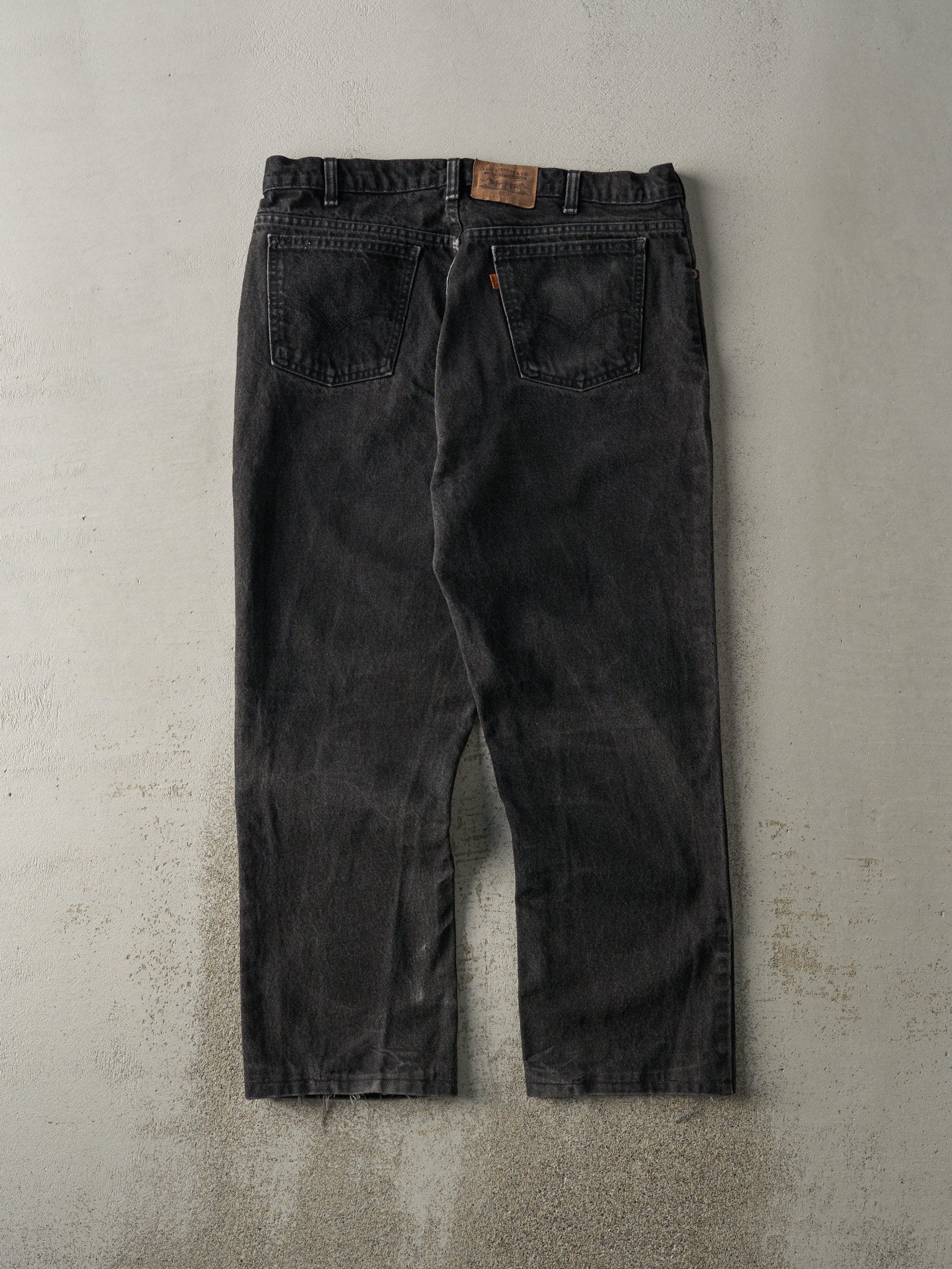 Vintage 90s Faded Black Levi's 619 Orange Tab Denim Pants (36x28)