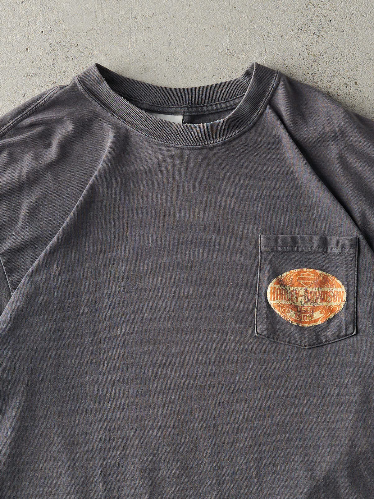 Vintage Y2K Charcoal Grey New Richmond WI Harley Davidson Pocket Tee (M)