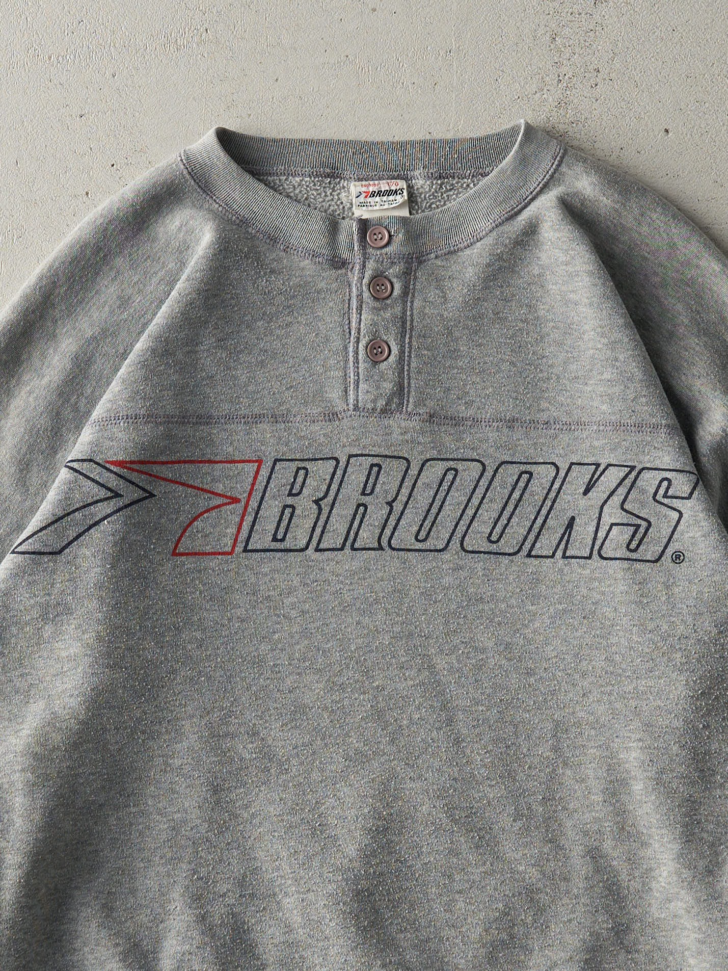 Vintage 90s Grey Brooks Quarter Button Sweatshirt (L)