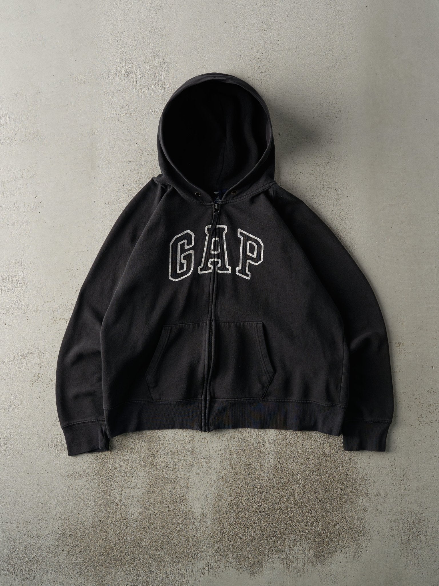 Vintage Y2K Black Gap Zip Up Boxy Hoodie (M/L) – Rebalance Vintage
