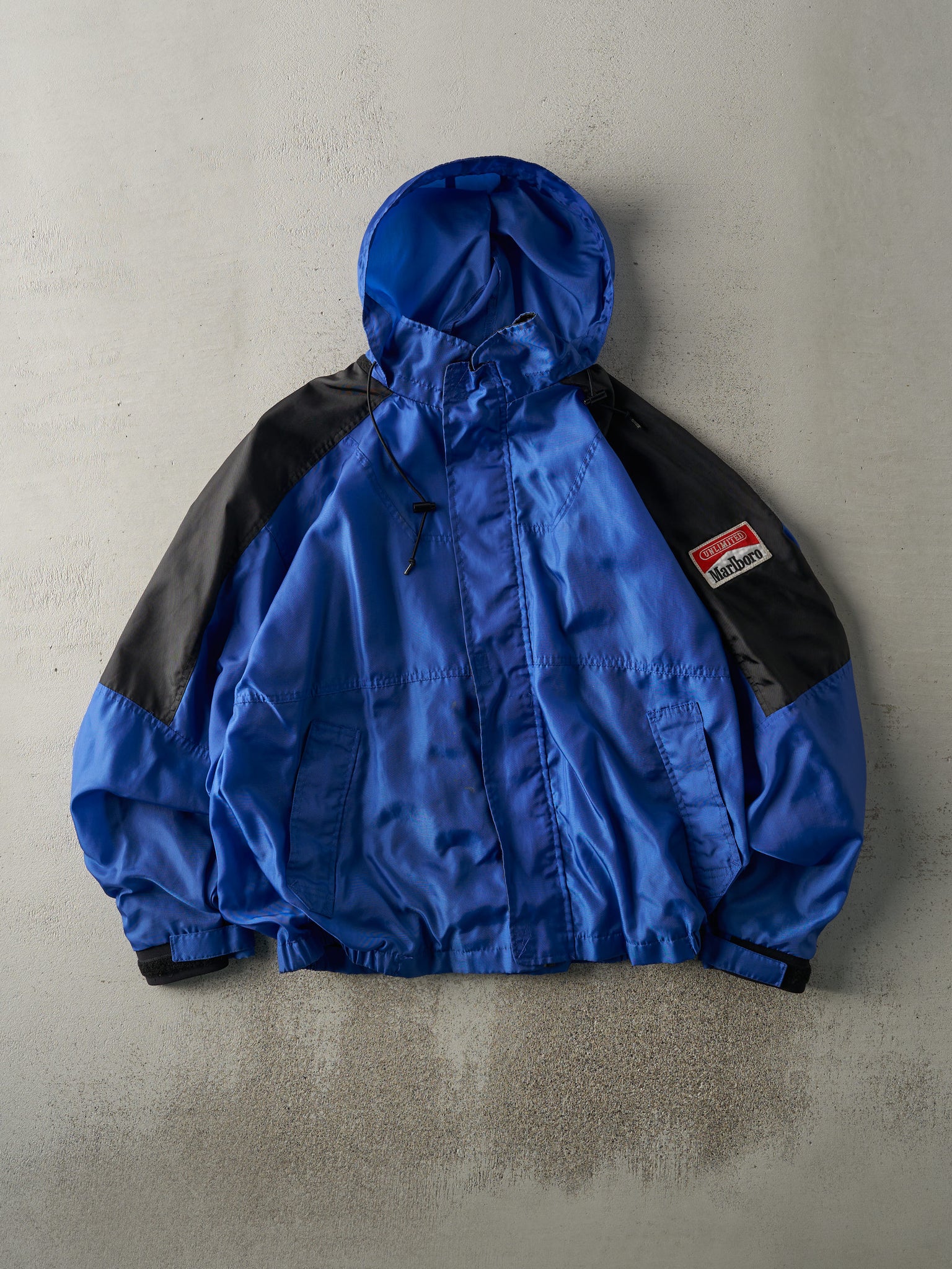 Vintage 90s Blue & Black Marlboro Windbreaker Jacket (L)