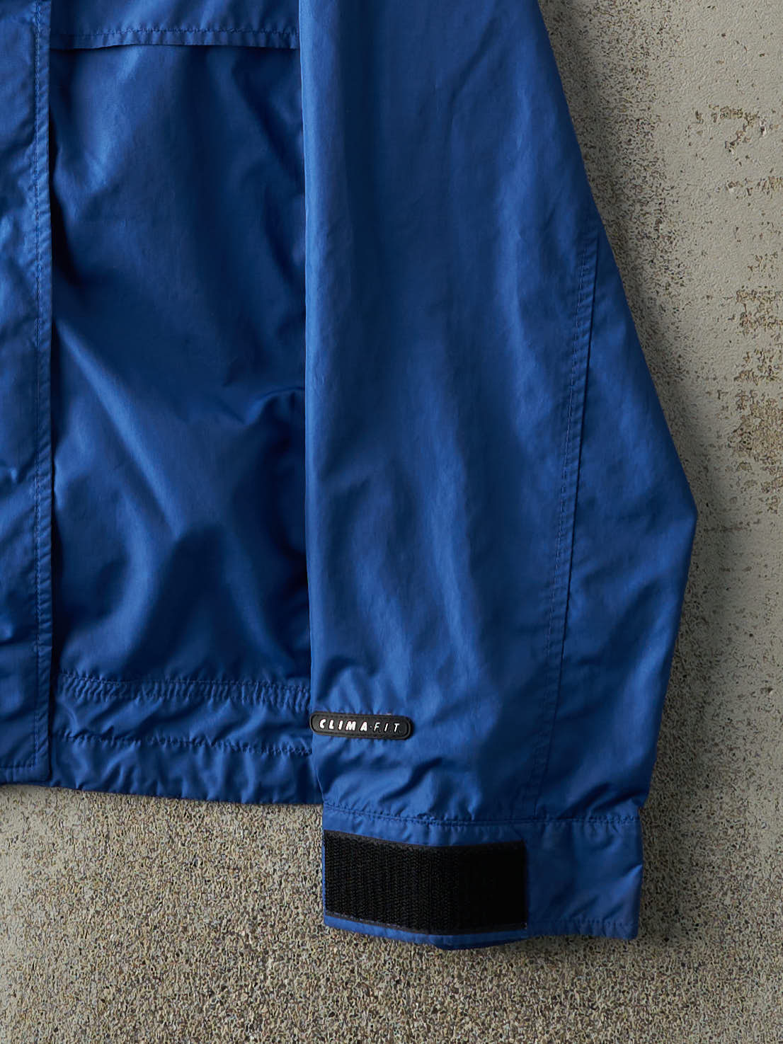 Vintage 90s Blue Embroidered Nike Zip Up Windbreaker Jacket (S/M)