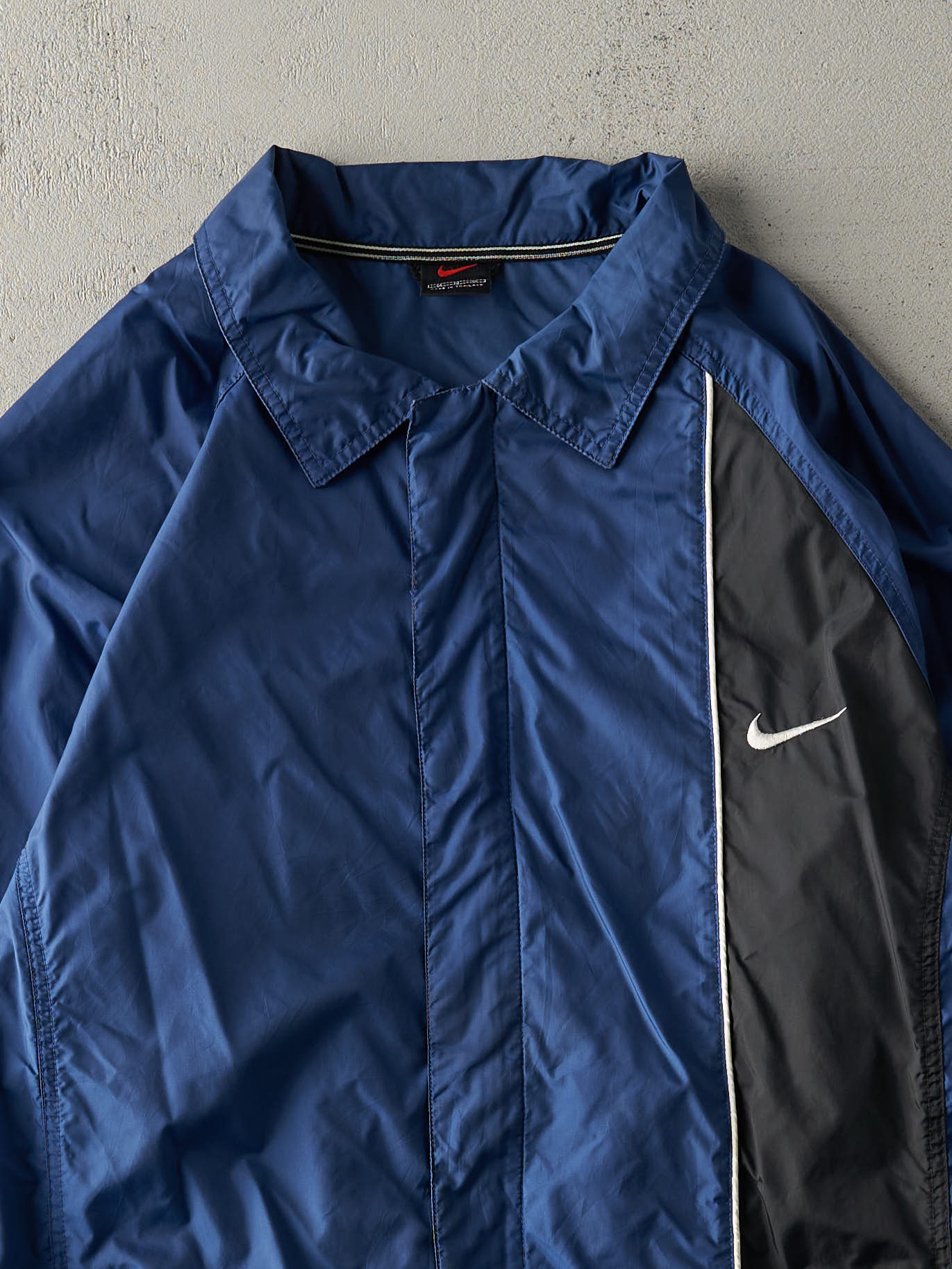 Vintage Y2K Navy Blue & Black Nike Zip Up Windbreaker Jacket (M)