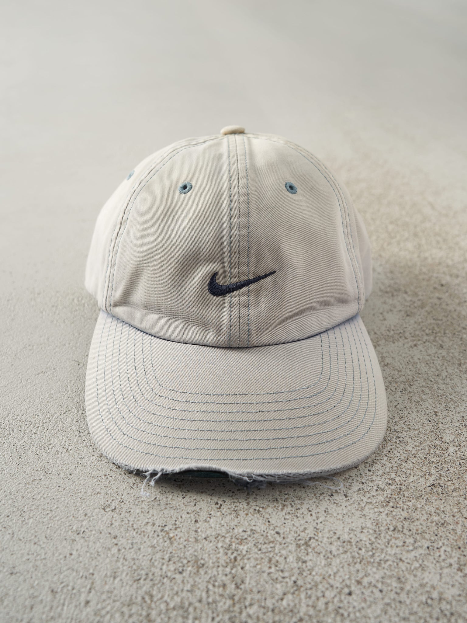 Viintage Y2K Sun Faded Blue Embroidered Nike Swoosh Strap Back Hat