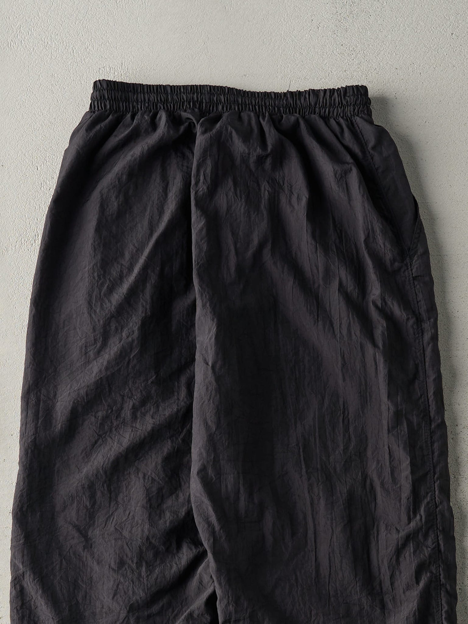 Vintage 90s Black Puma Tonal Embroidered Logo Windbreaker Pants (25x28.5)