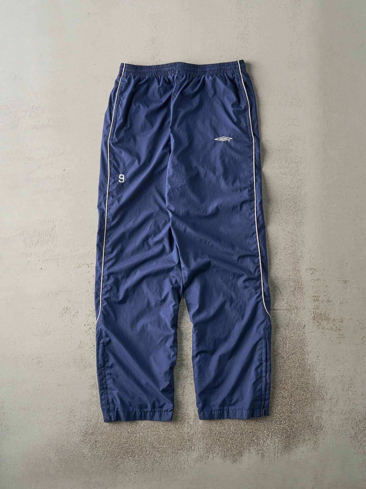 Vintage 90s Navy Blue Umbro Windbreaker Pants (32x31)