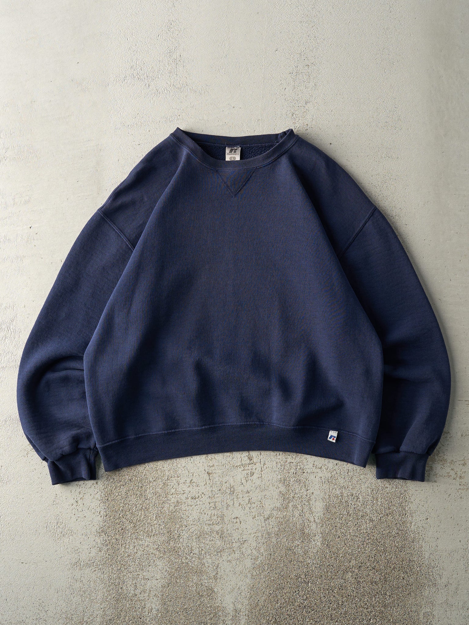 Vintage Y2K Navy Blue Russell Athletic Blank Crewneck (L)