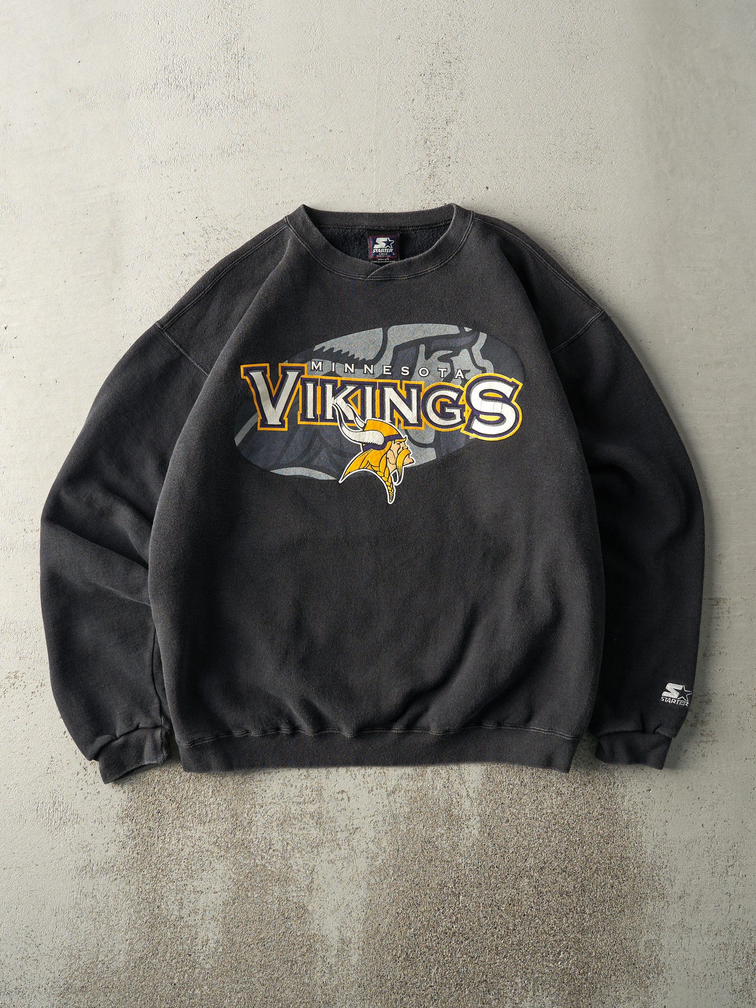 Vintage 90s Black Minnesota Vikings Crewneck (M)