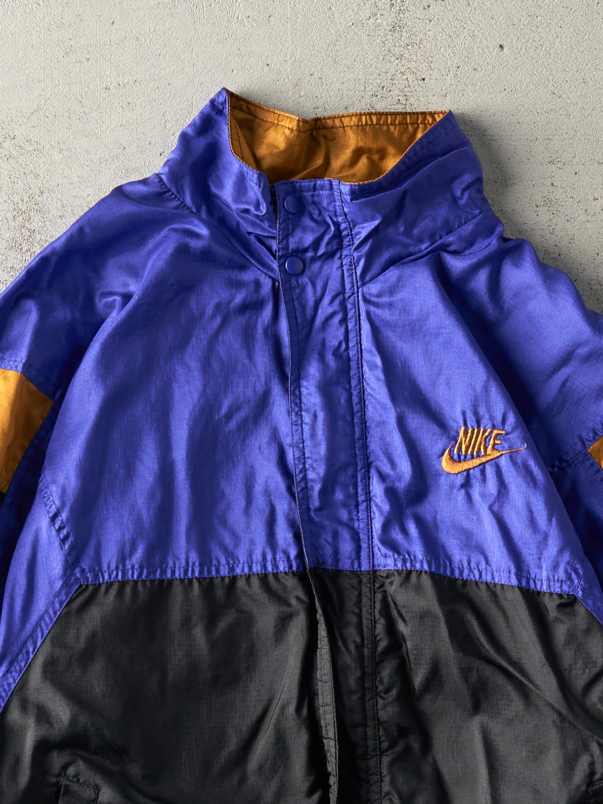 Vintage 90s Purple & Black Nike Zip Up Windbreaker Jacket (M)