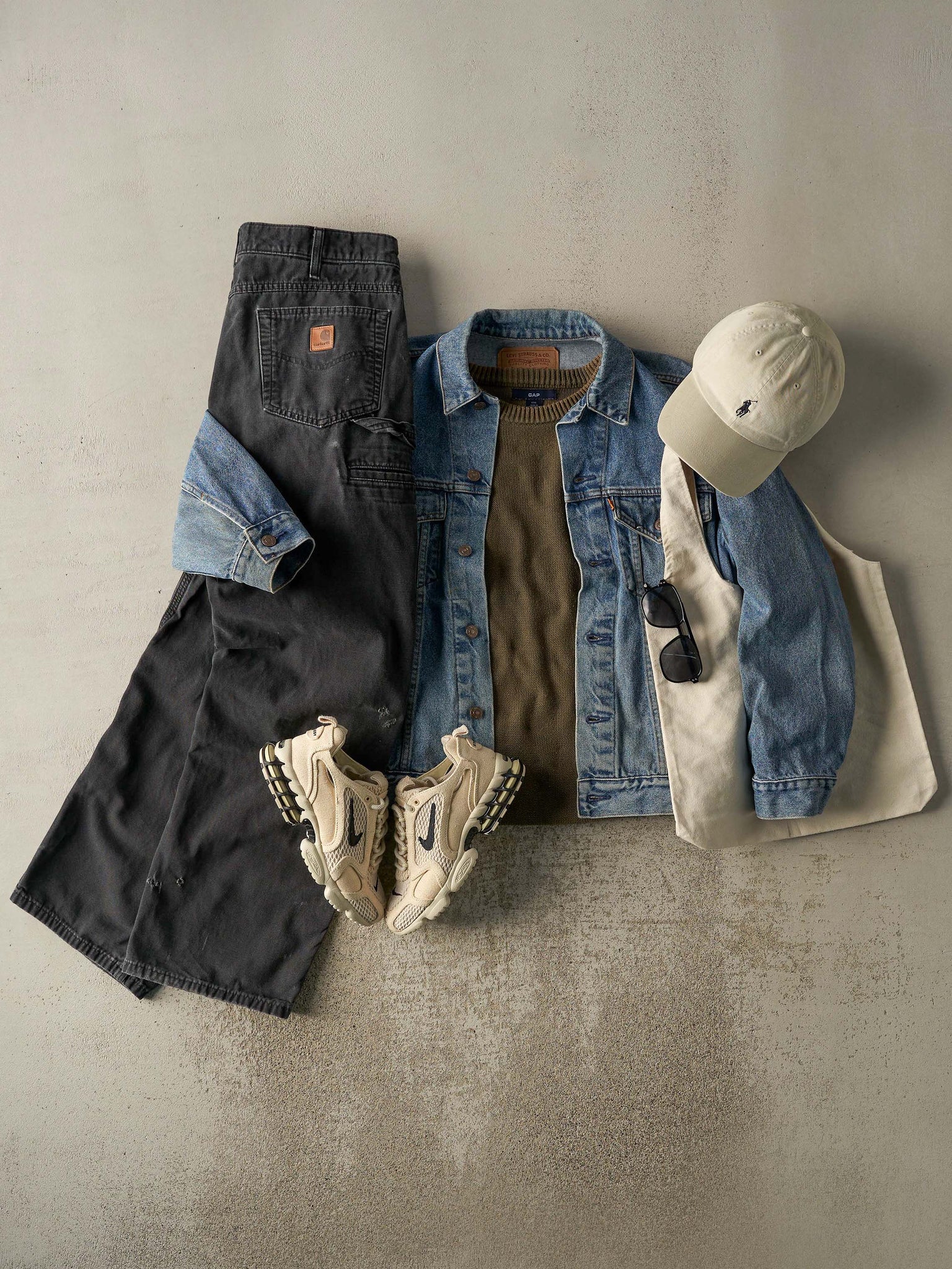 Vintage Y2K Brown Gap Knit Pullover (XL/XXL)