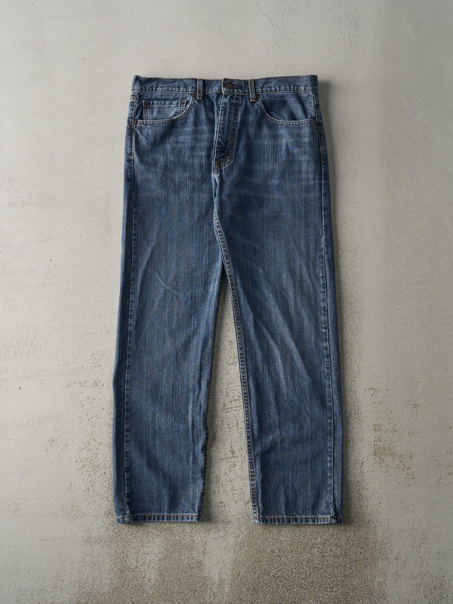 Vintage Y2K Dark Wash Levi's 505 Jeans (36x31)