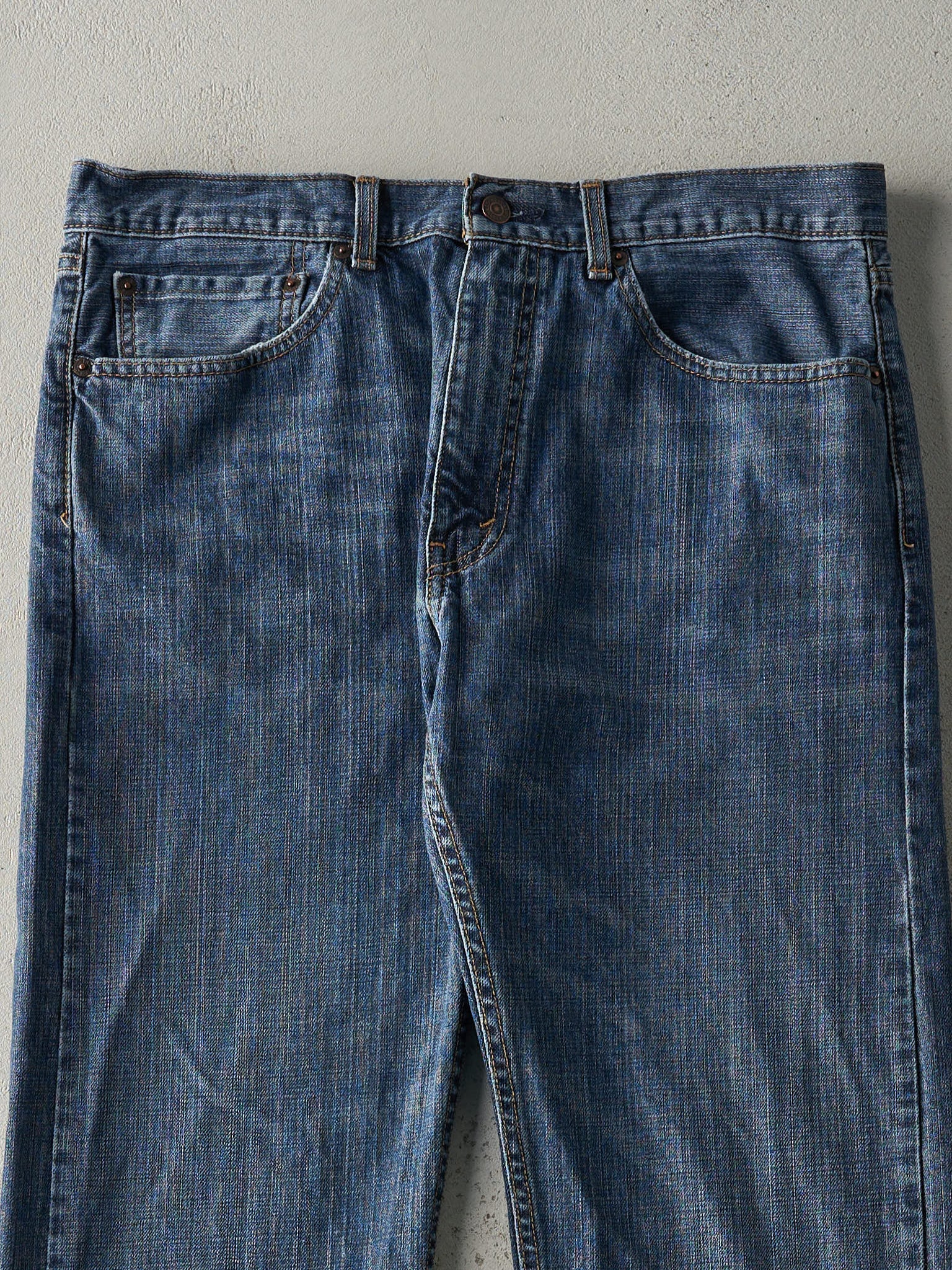 Vintage Y2K Dark Wash Levi's 505 Jeans (36x31)
