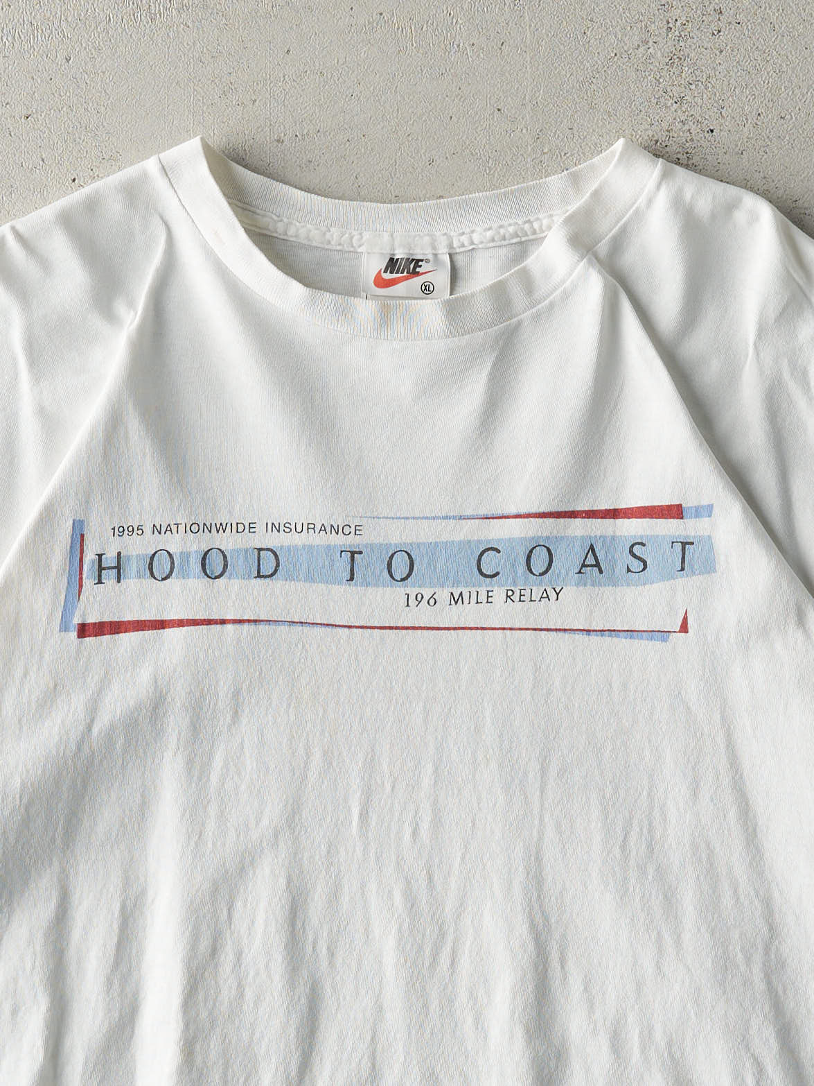 Vintage 95' White Hood to Coast Relay Tee (L)