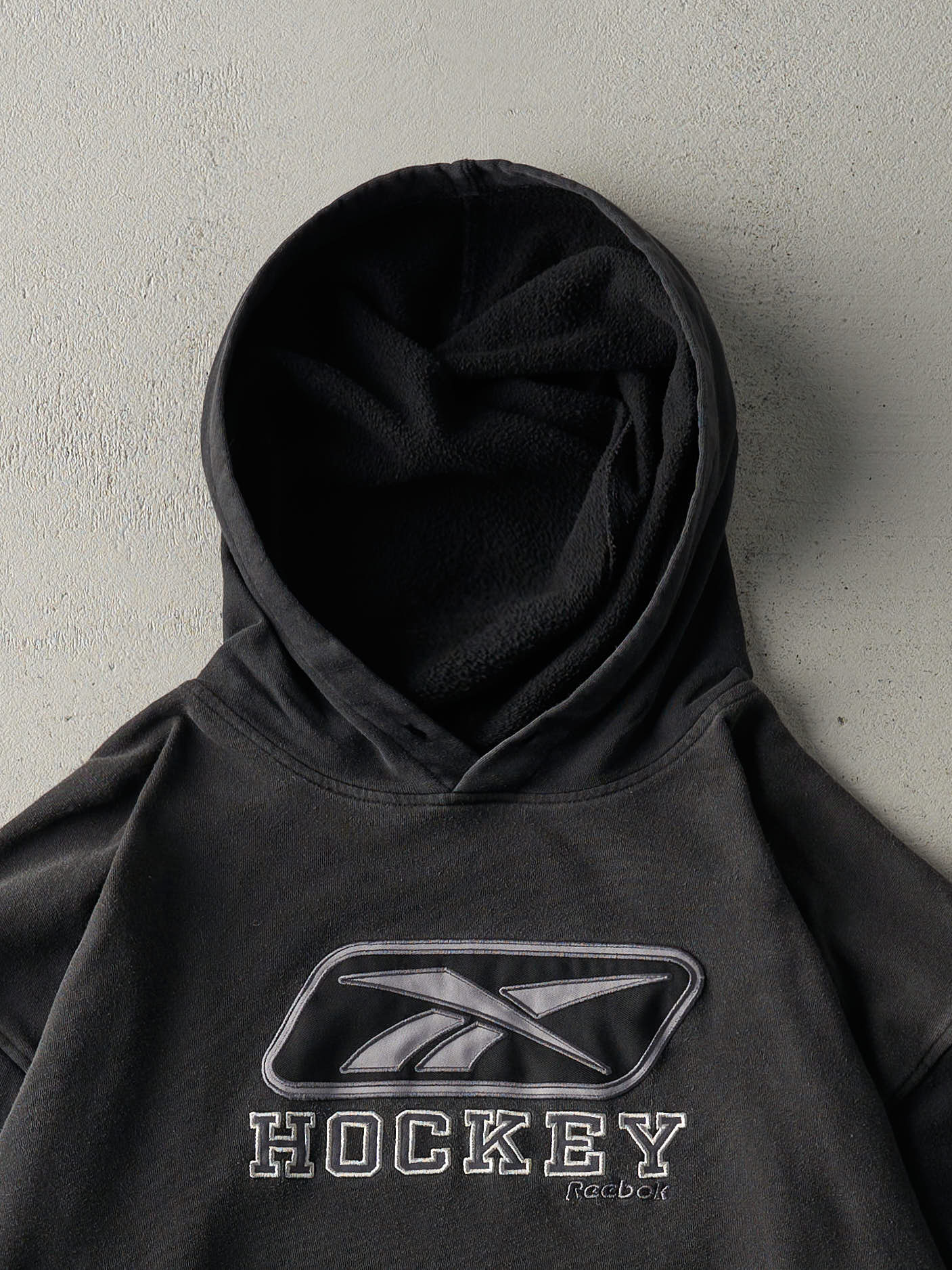 Vintage Y2K Black Embroidered Reebok Hockey Hoodie (M/L)