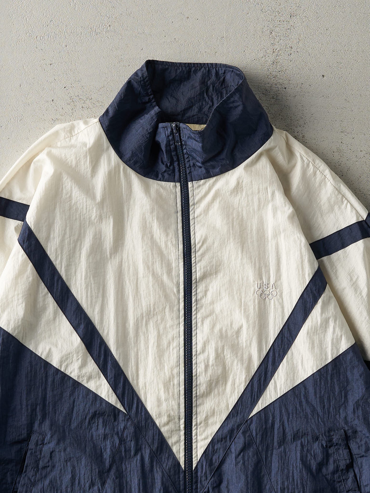 Vintage 90s White & Navy USA Olympics Windbreaker Jacket (L)