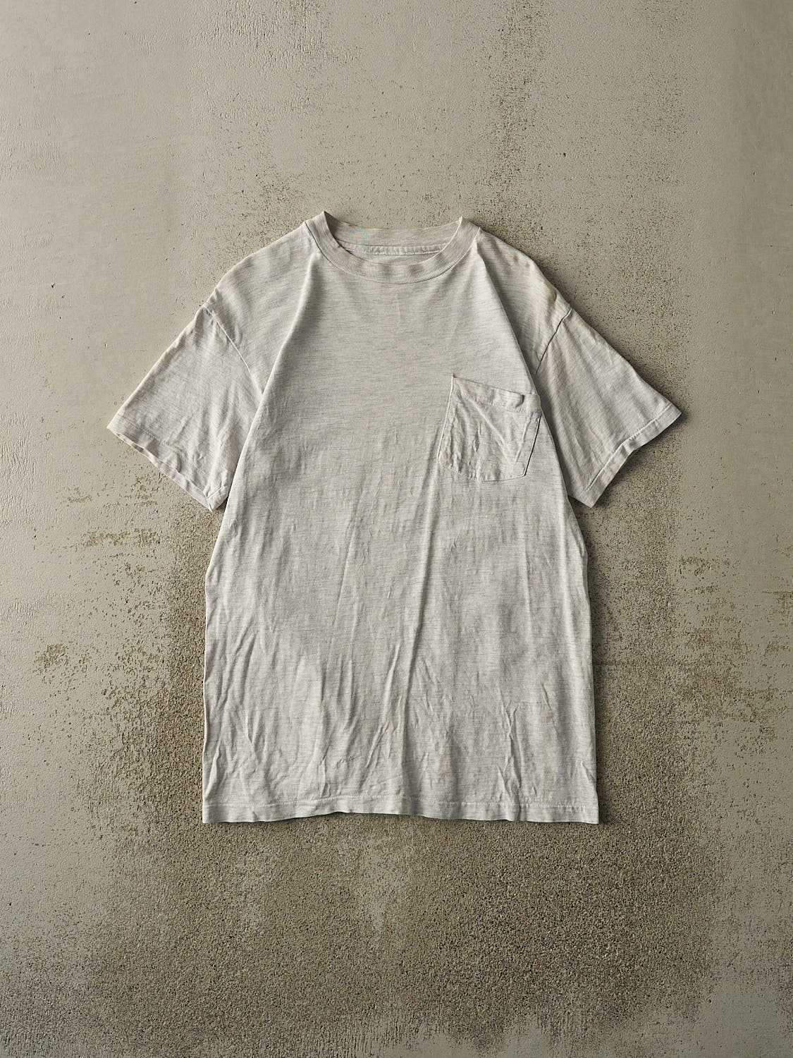 Vintage 90s Heather Grey Pocket Single Stitch Tee (S/M)