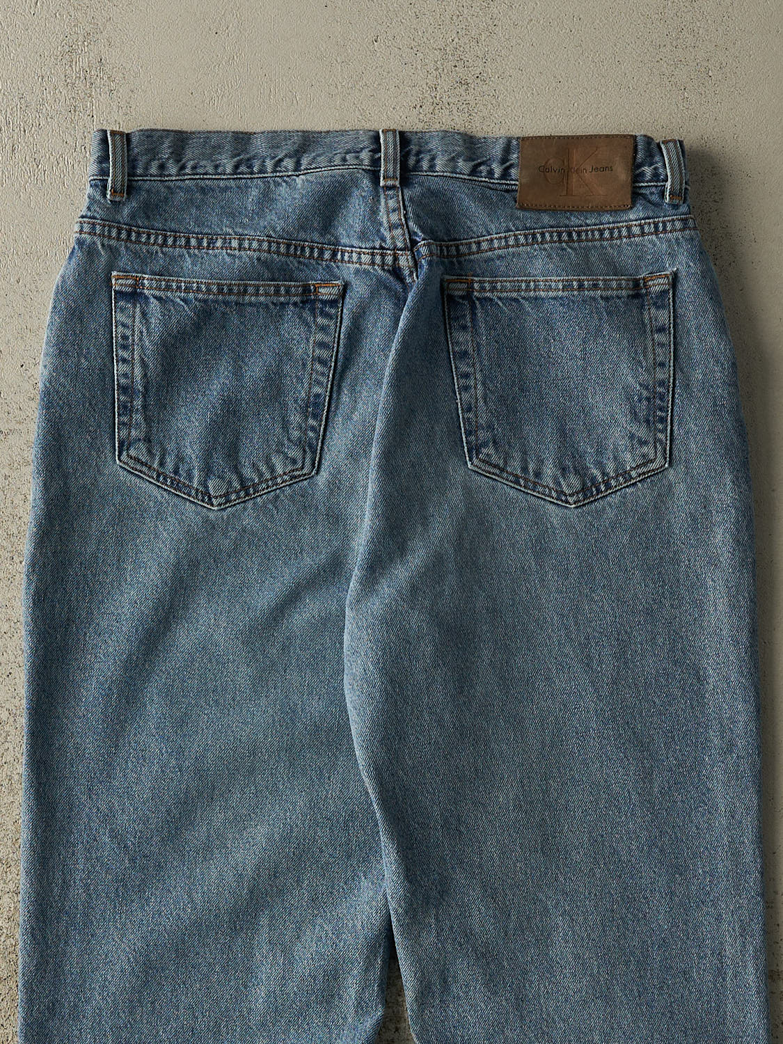 Vintage 90s Light Wash Calvin Klein Jeans (33x30)