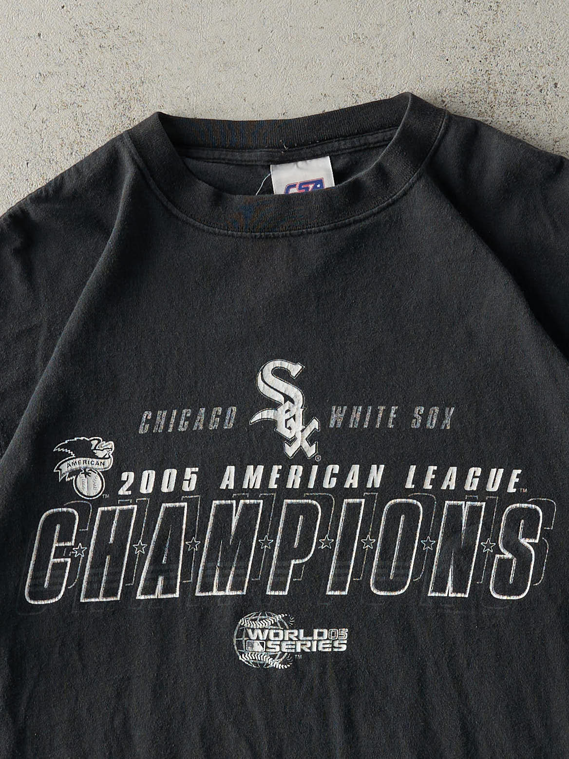 Vintage 05' Black Chicago White Sox American League Champs Tee (L)