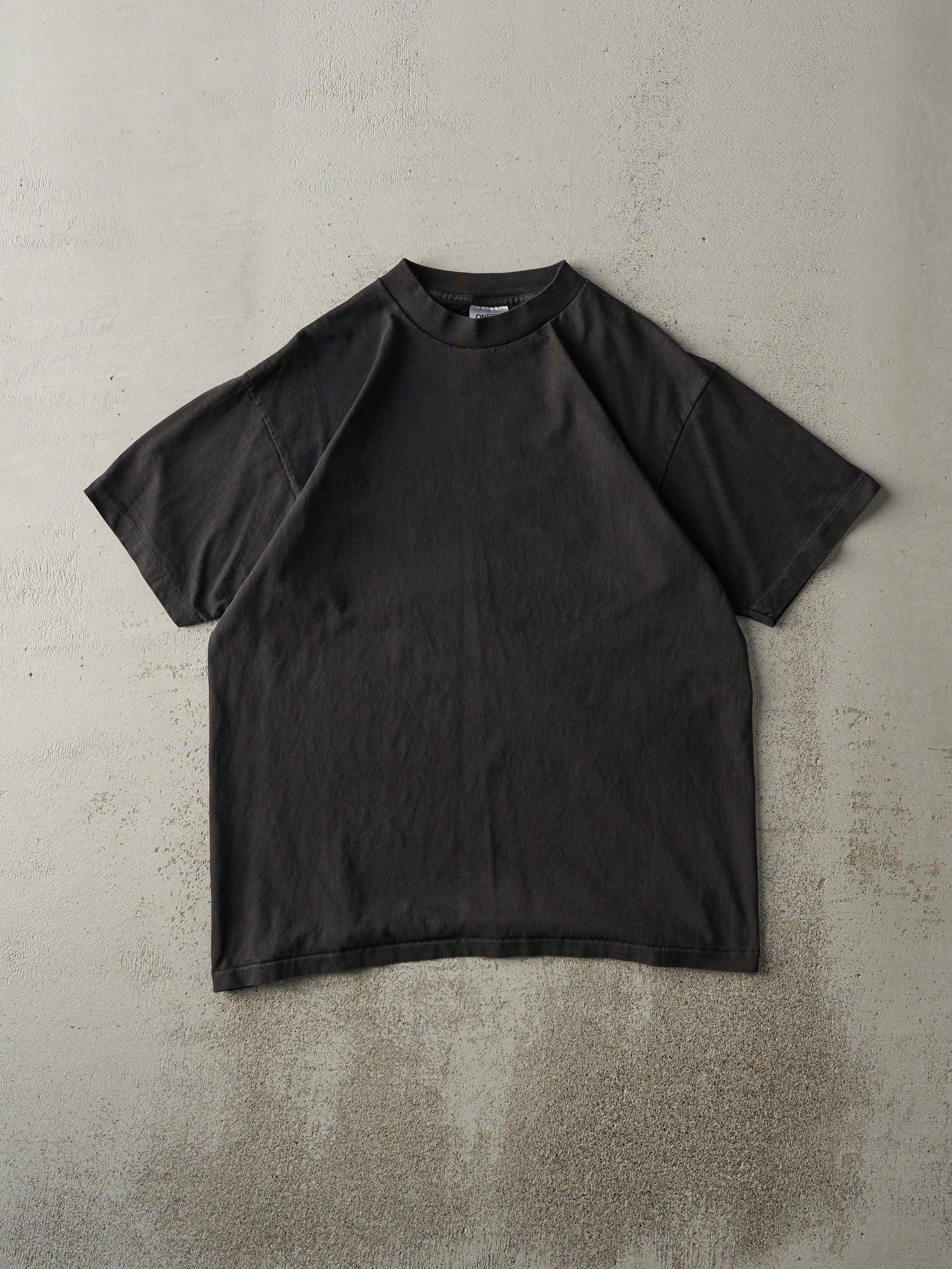 Vintage 90s Black Blank Single Stitch Tee (M)