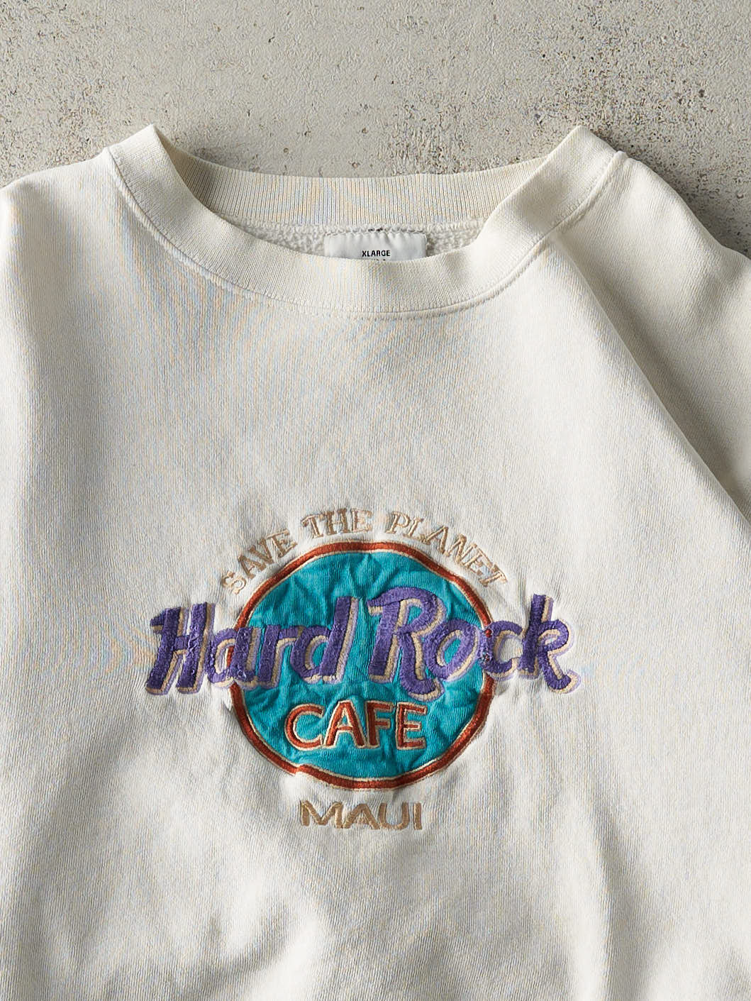 Vintage 90s White Hard Rock Cafe Maui Save the Planet Boxy Crewneck (M)