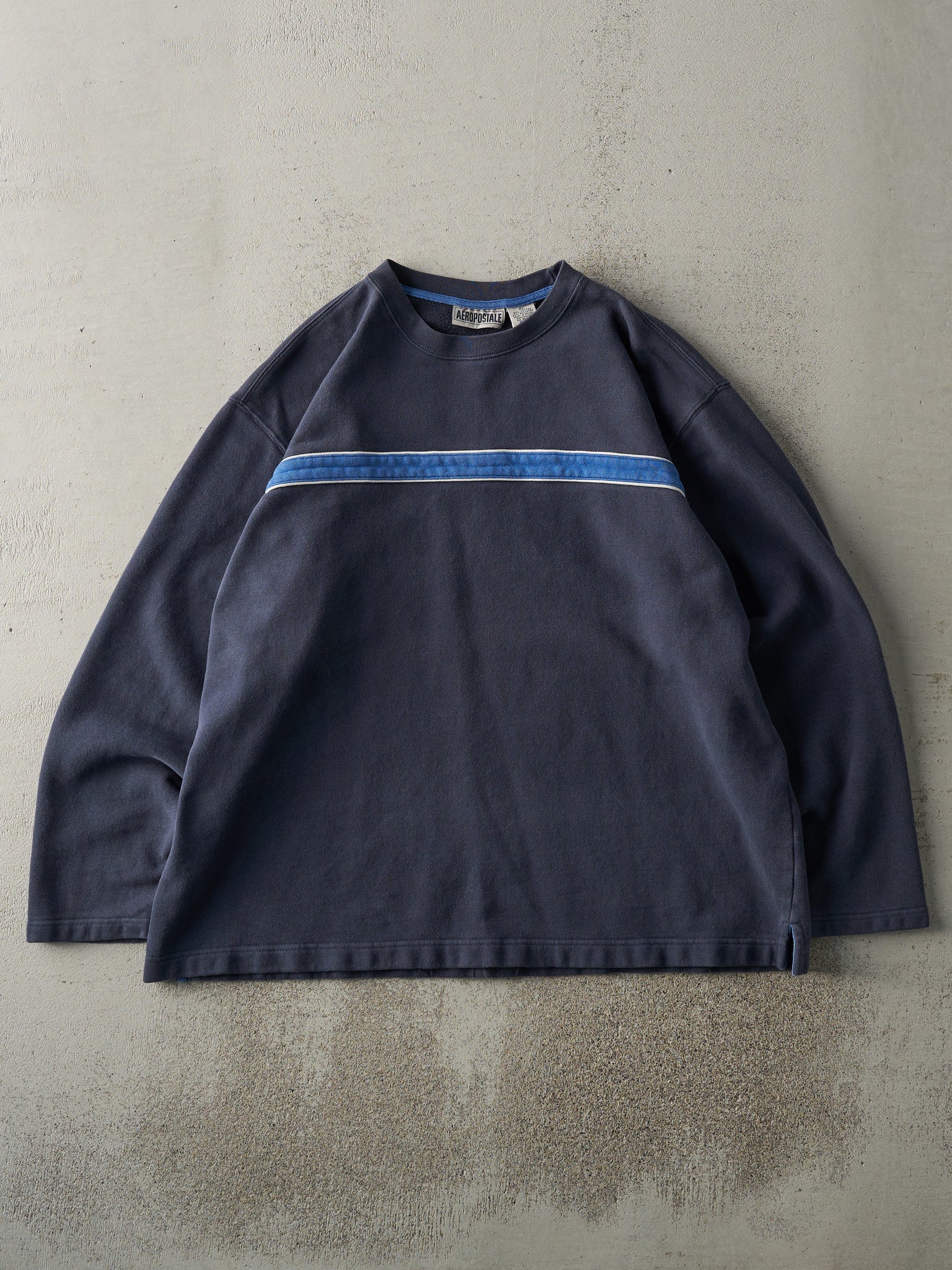 Vintage Y2K Navy Blue Striped Crewneck (XL)