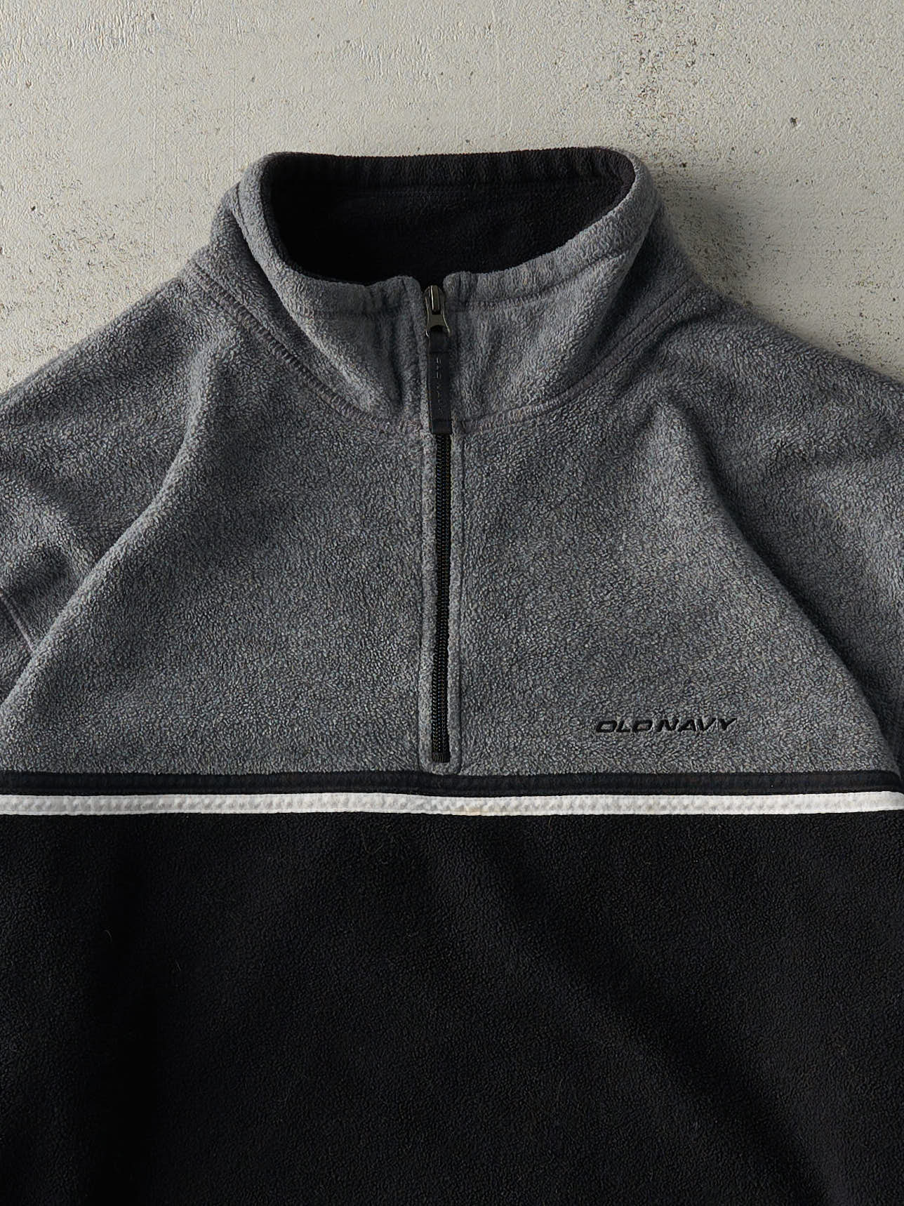 Vintage Y2K Black & Grey Old Navy Fleece Quarter Zip Sweatshirt (XL)