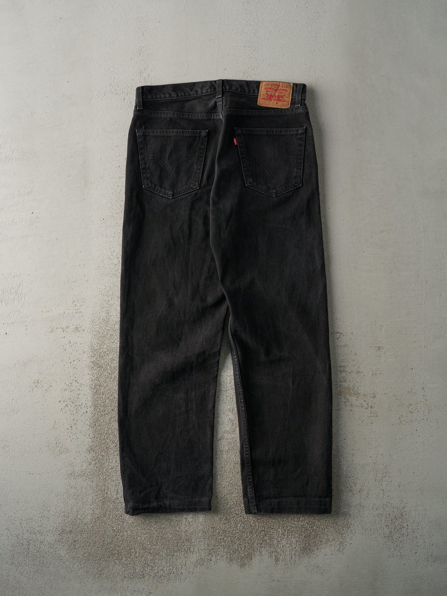 Vintage 90s Black Levi's 550 Denim Pants (33.5x30)