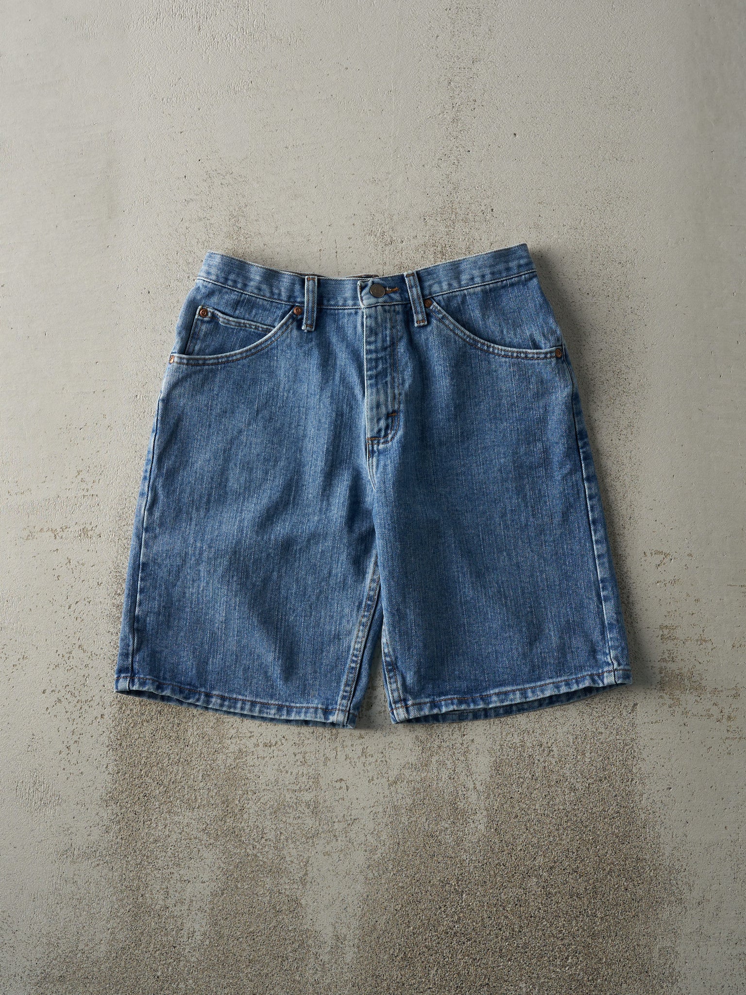 Vintage Y2K Mid Wash Lee Jean Shorts (30x10)