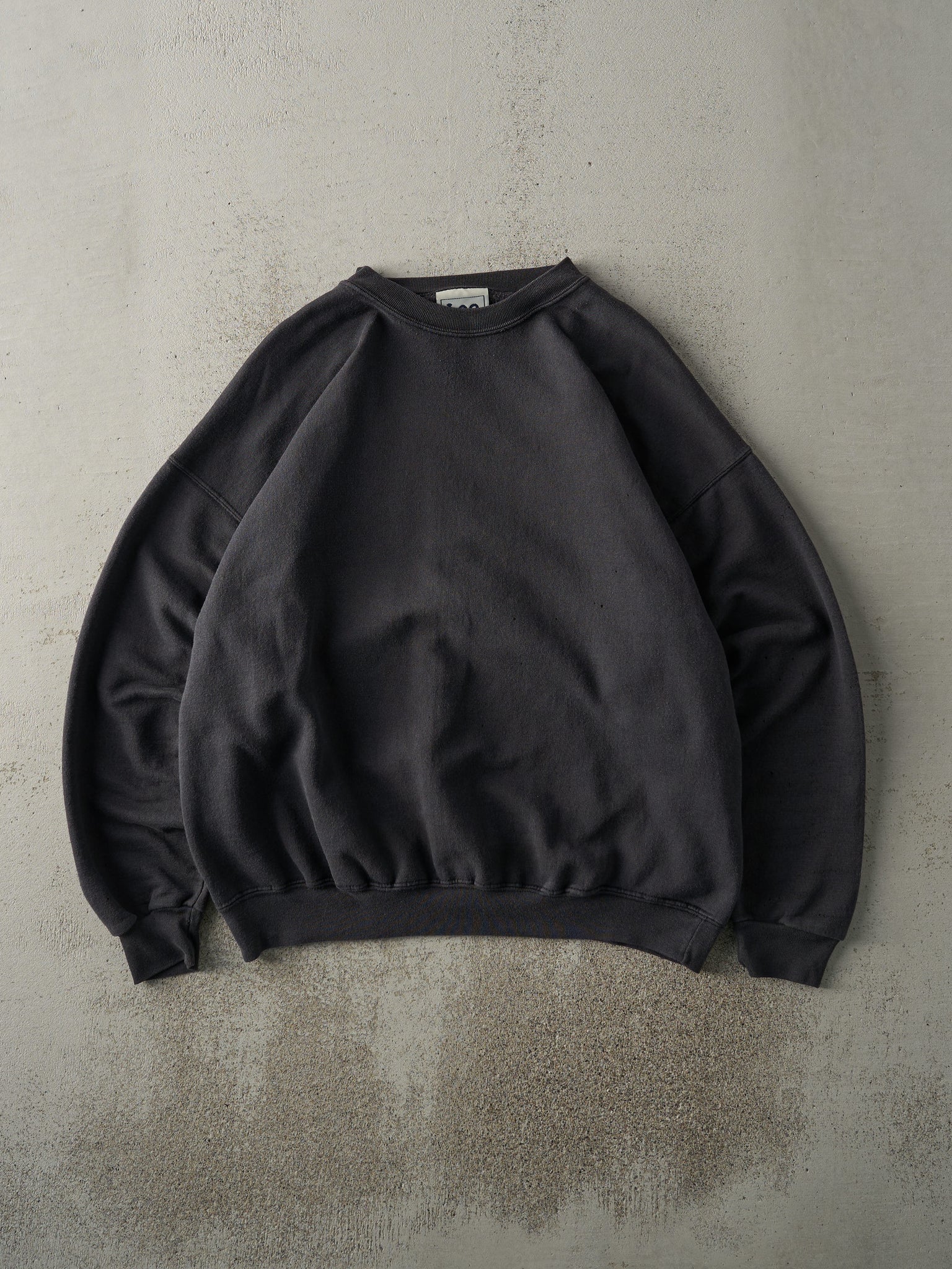 Vintage 90s Faded Black Blank Crewneck (L/XL)