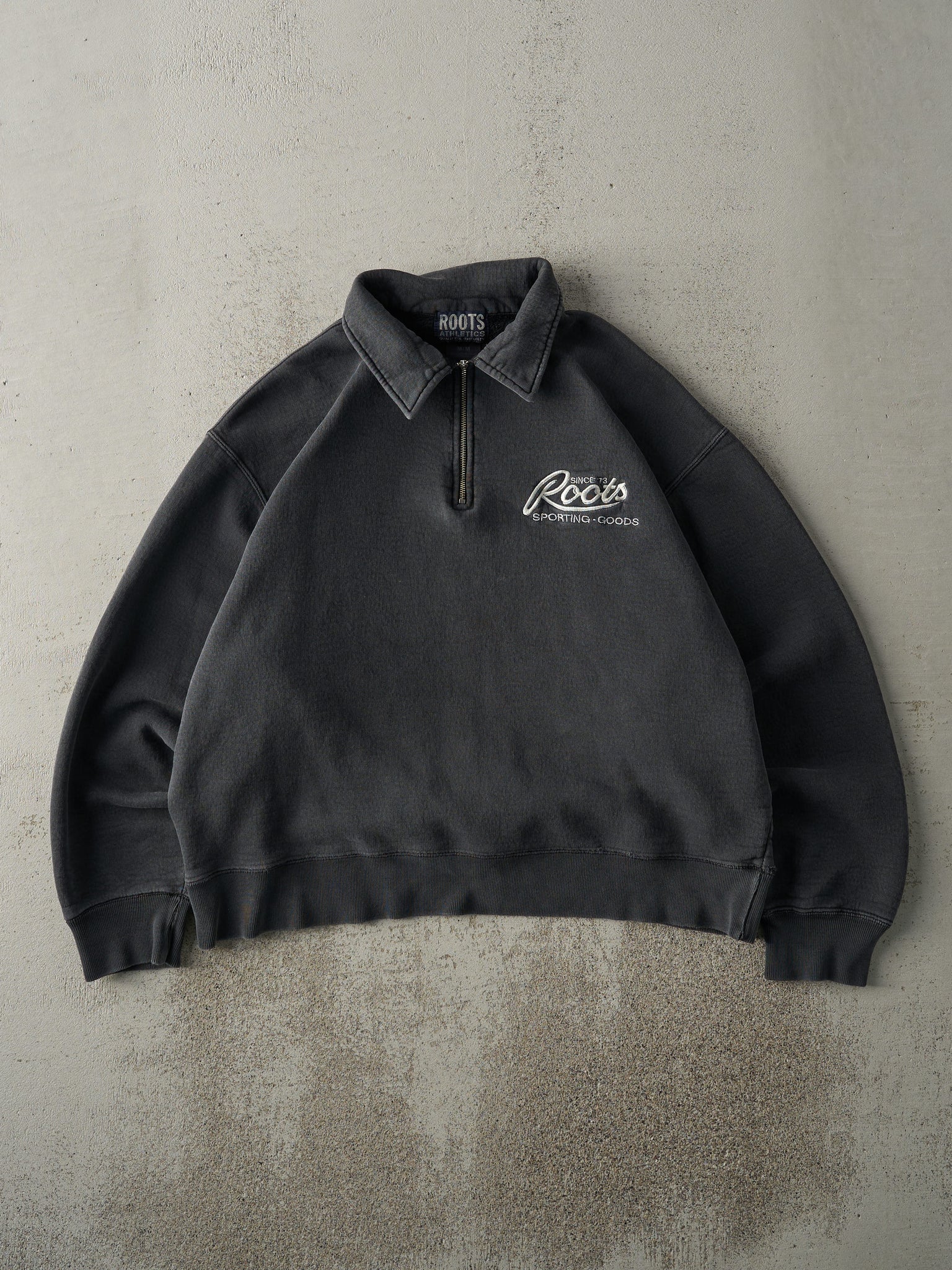 Vintage 90s Faded Black Roots Quarter Zip Sweatshirt (M/L)