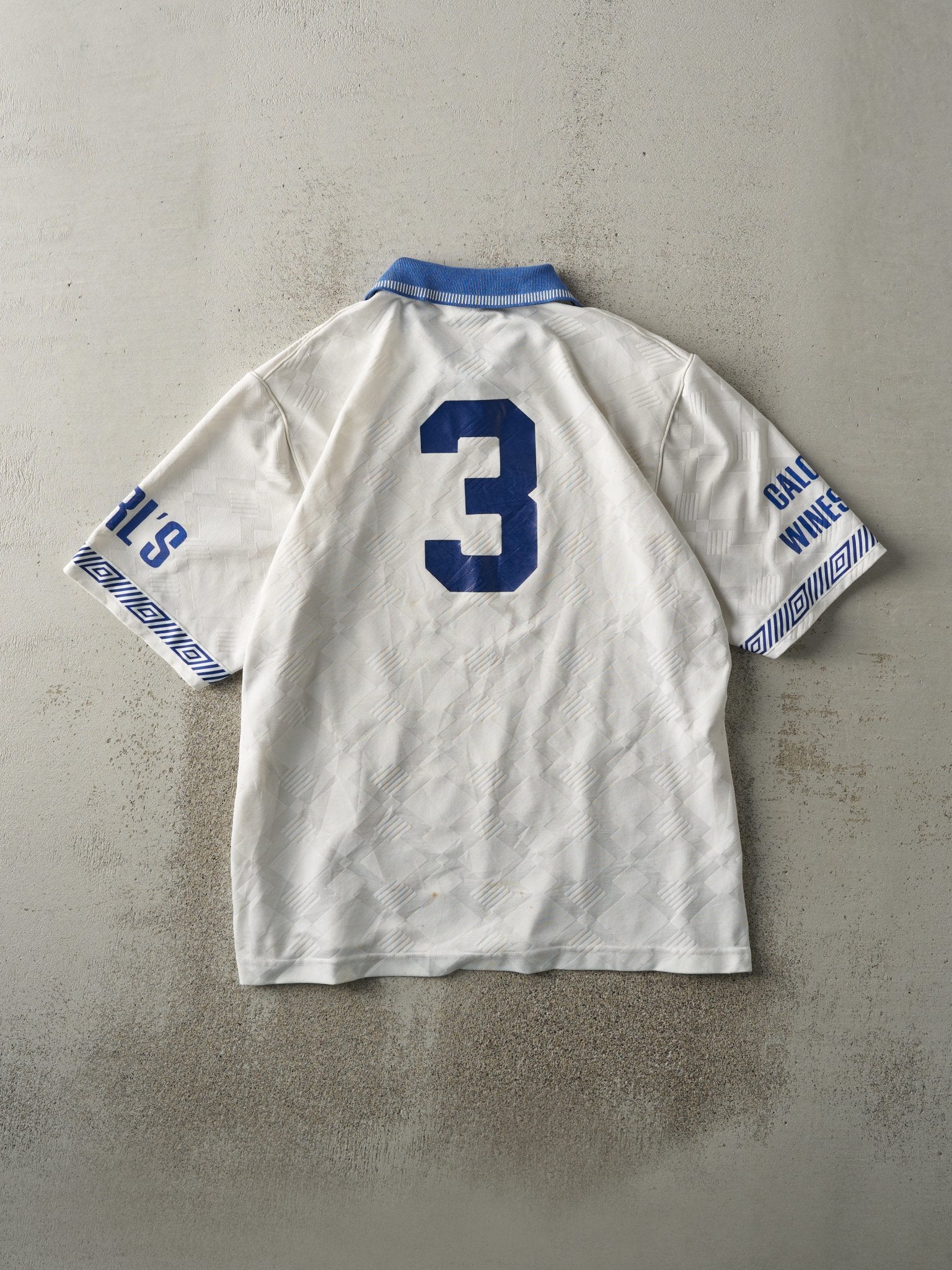 Vintage 90s White Umbro Soccer Jersey (L) – Rebalance Vintage