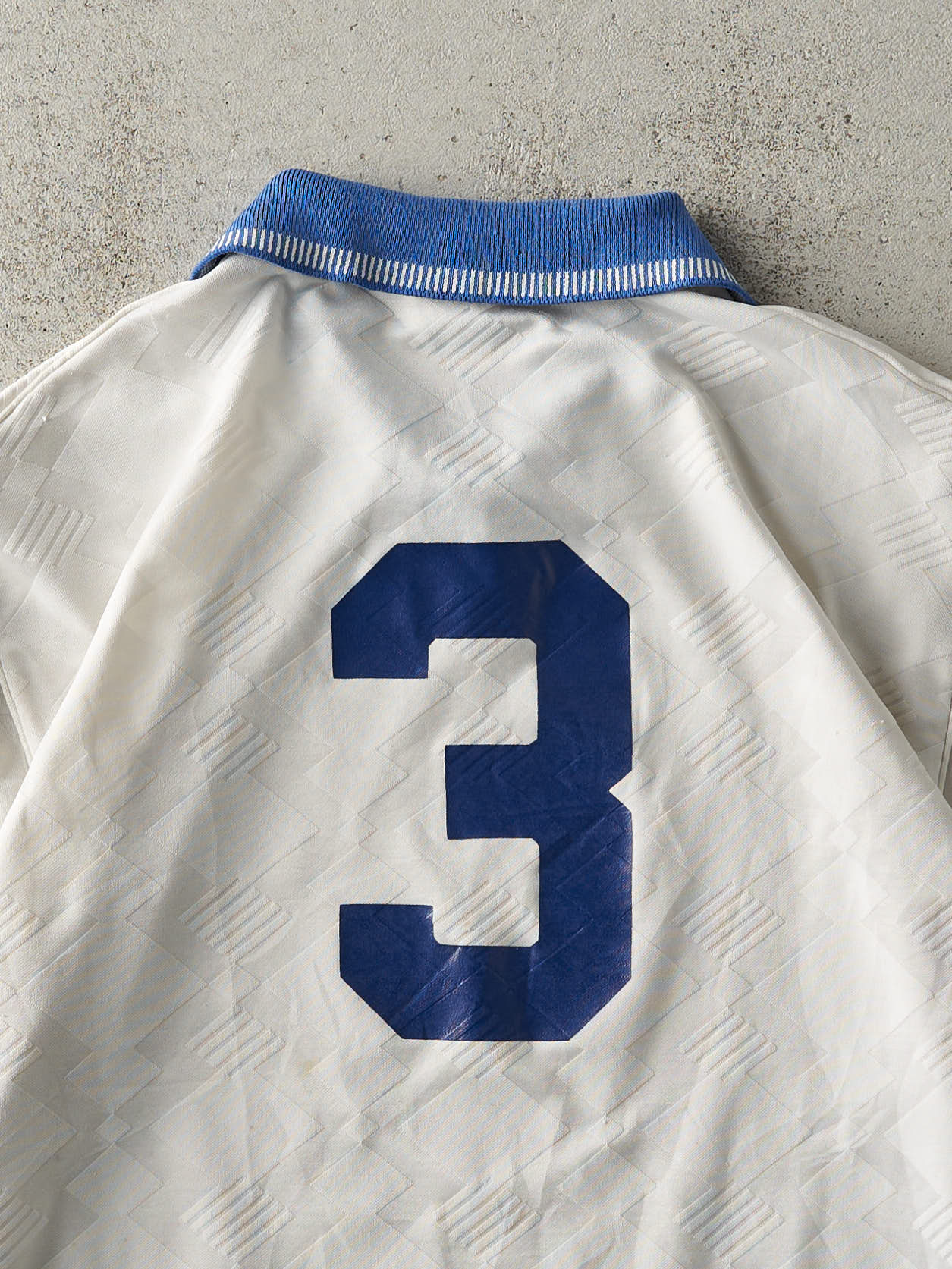 Vintage 90s White Umbro Soccer Jersey (L) – Rebalance Vintage